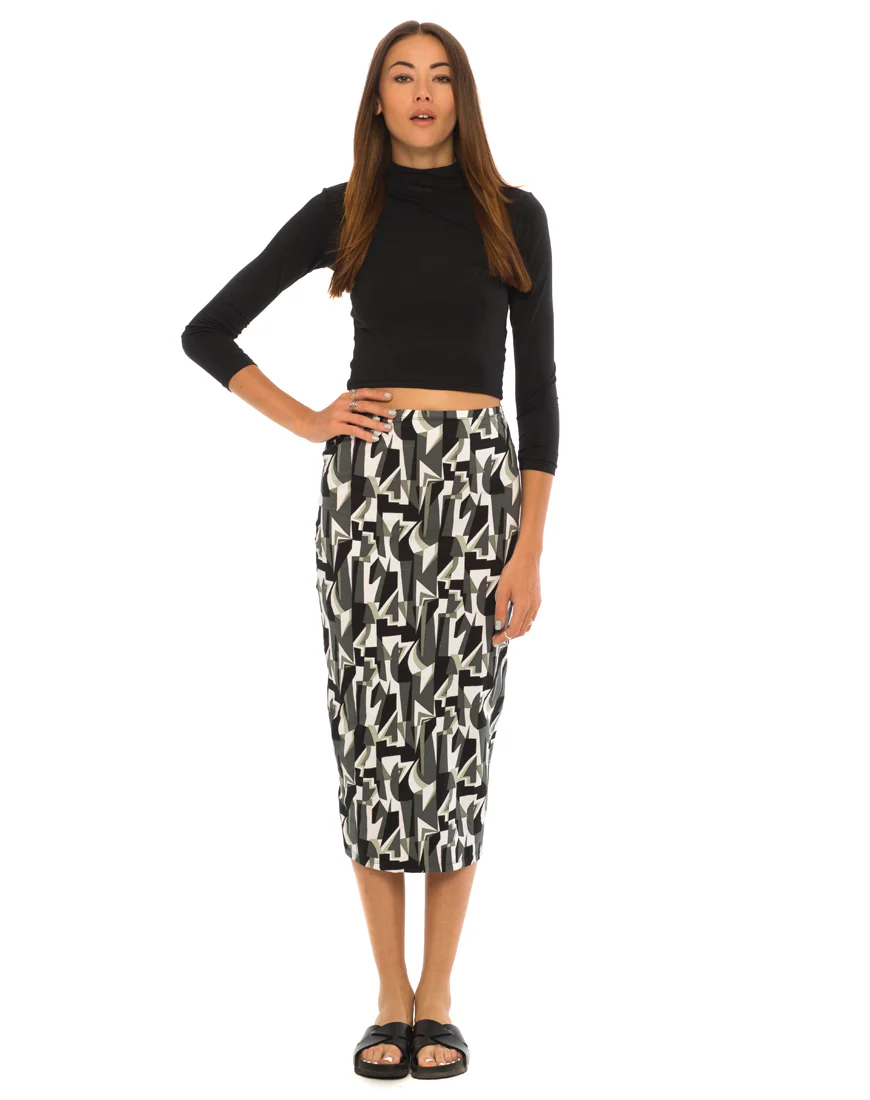 Motel Bobby Midi Skirt in Geo Pop Black and White - Awmao