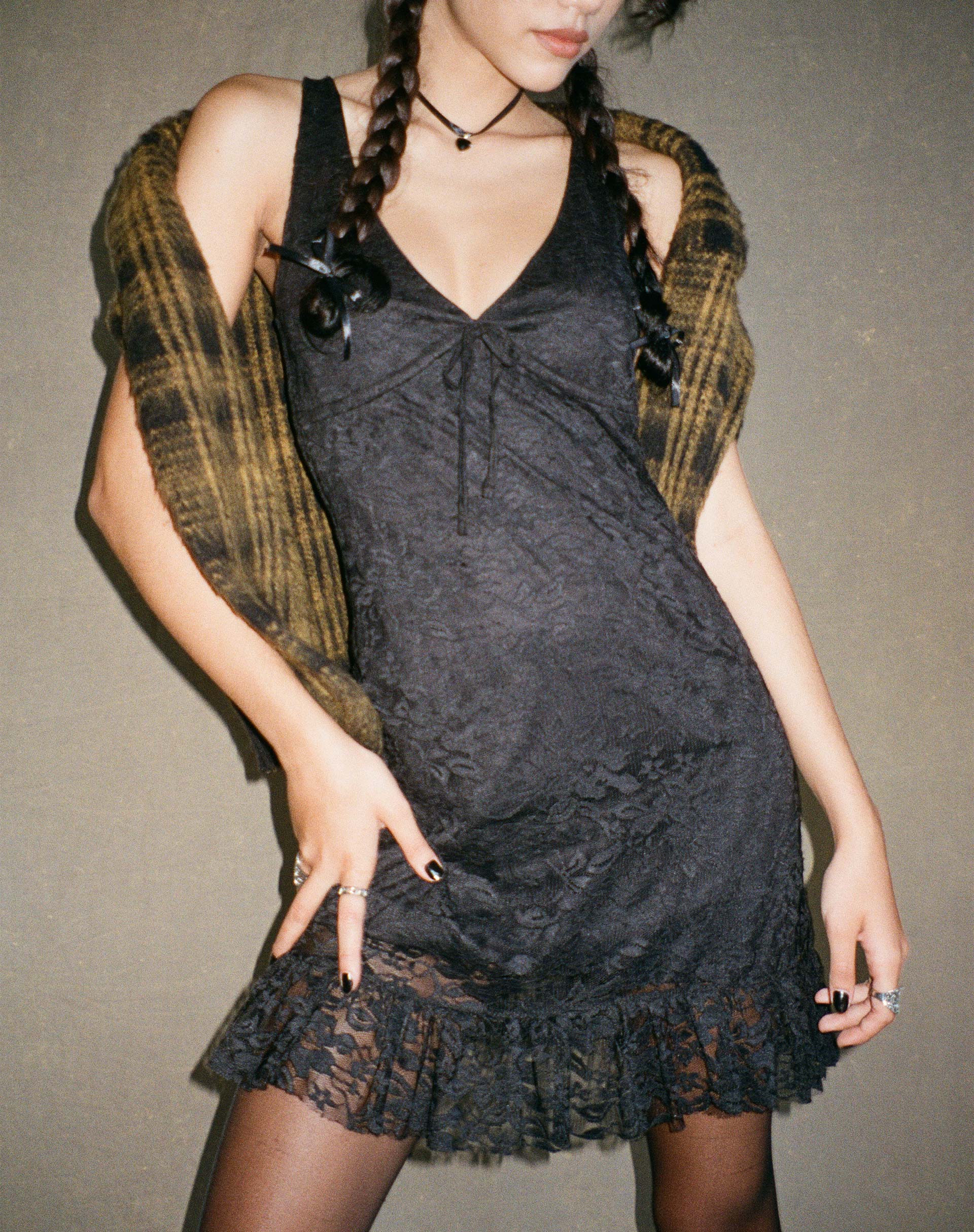 Sandila Mini Dress in Lace Black - Awmao