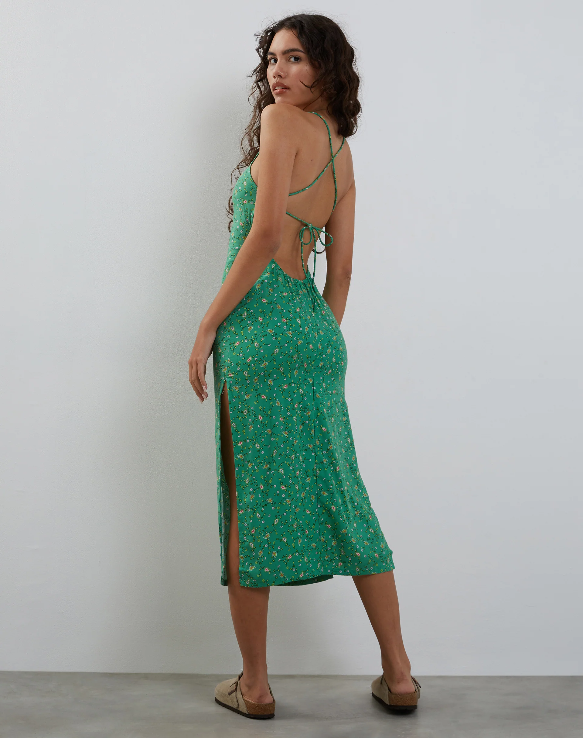 Nosita Midi Dress In Paisley Fun Green - Awmao