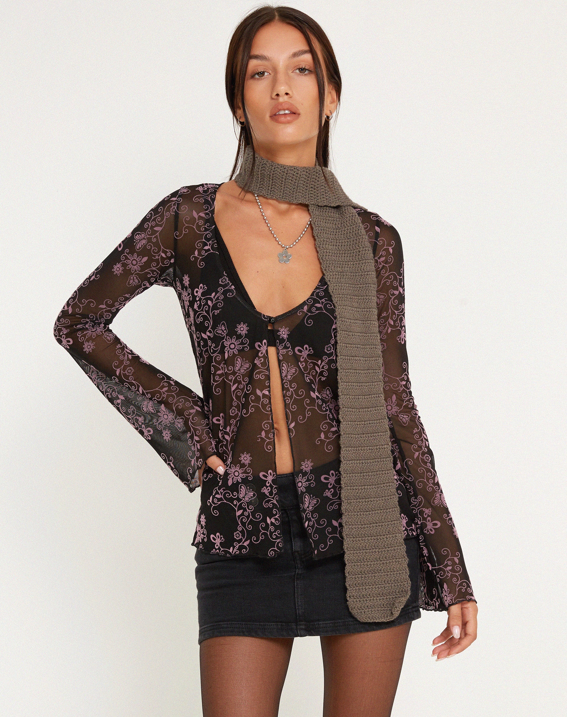 Leon Cardi in Butterfly Vine Flock Black and Pink - Awmao