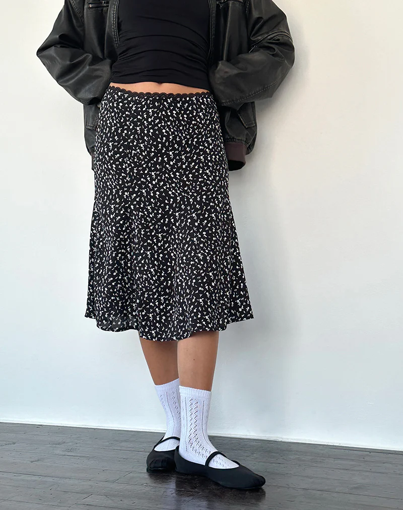Rahyu Midi Skirt in Black Ditsy Romance - Awmao