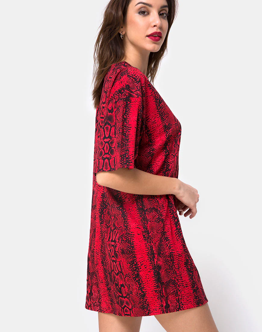 Sunny Kiss Tee in Snake Red - Awmao