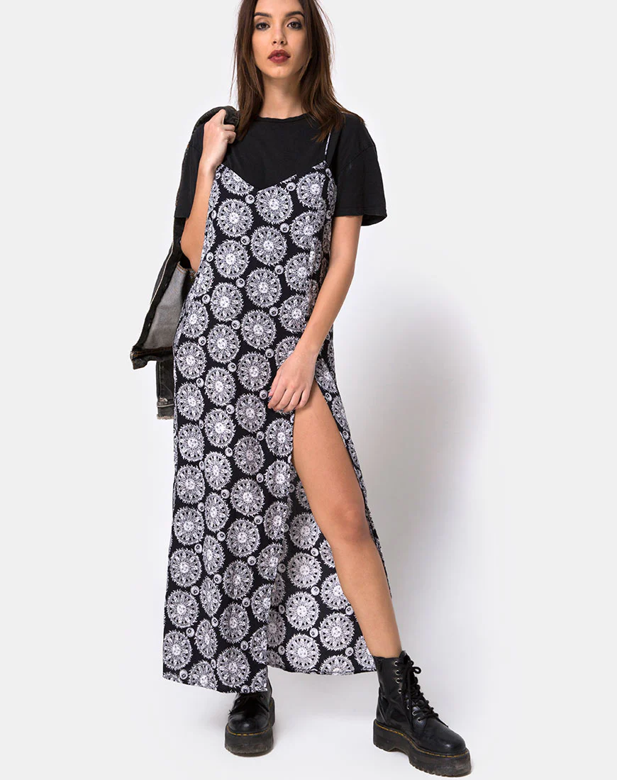 Batis Maxi Dress in Sundial Black - Awmao