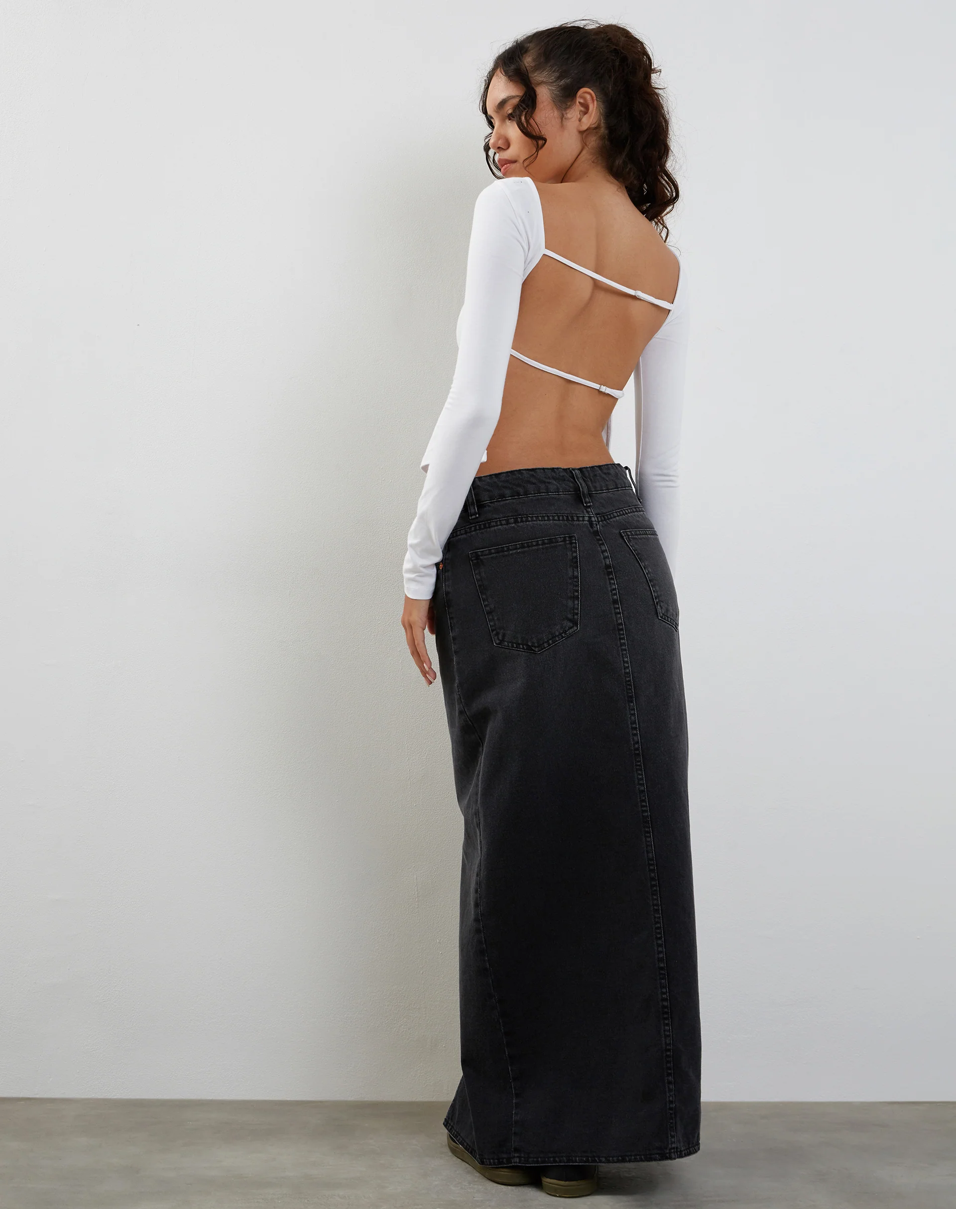 Ansita Long Sleeve Top in White - Awmao
