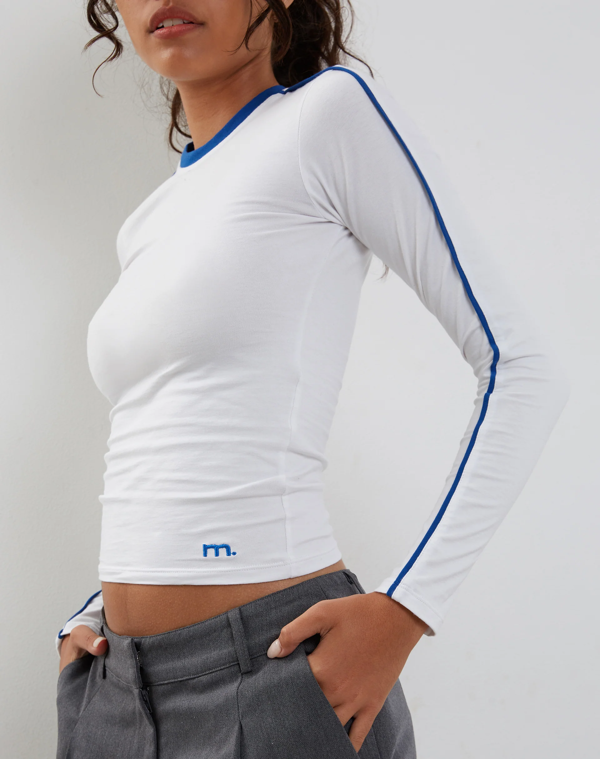 Bonija Long Sleeve Top in White with Cobalt Binding - Awmao