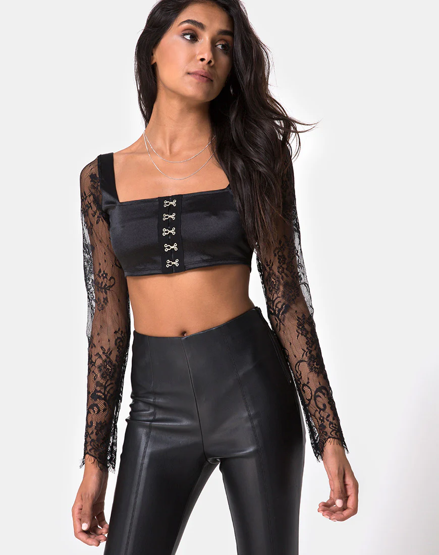 Dulip Crop Top in Black - Awmao