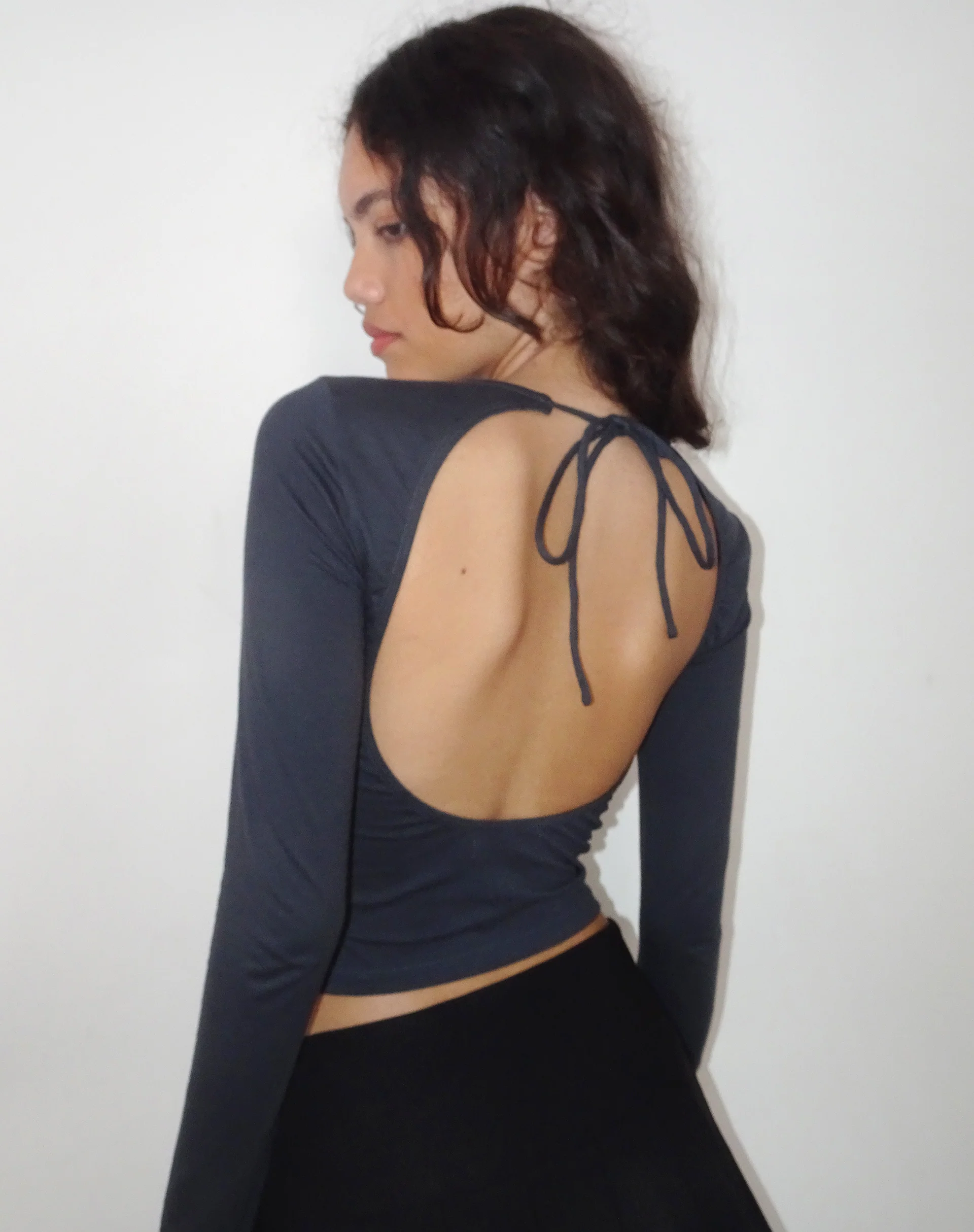 Ratmi Long Sleeve Open Back Top in Ocean Storm - Awmao