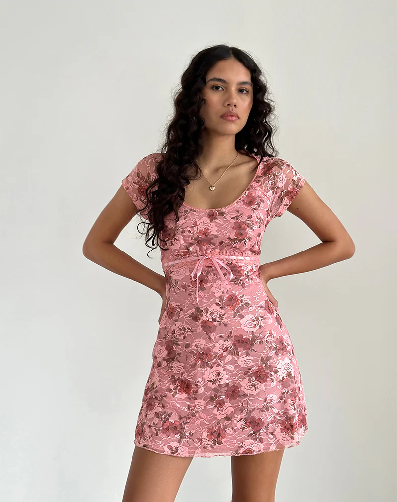 Prinsa Dress in Pink Lace Floral Bloom - Awmao