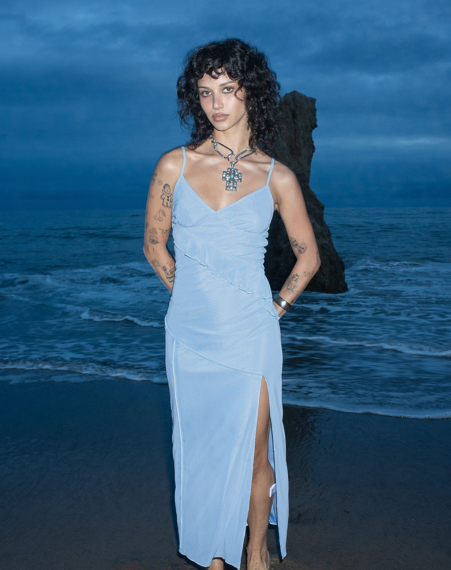 Jacy Ruffle Midi Dress in Mesh Blue - Awmao