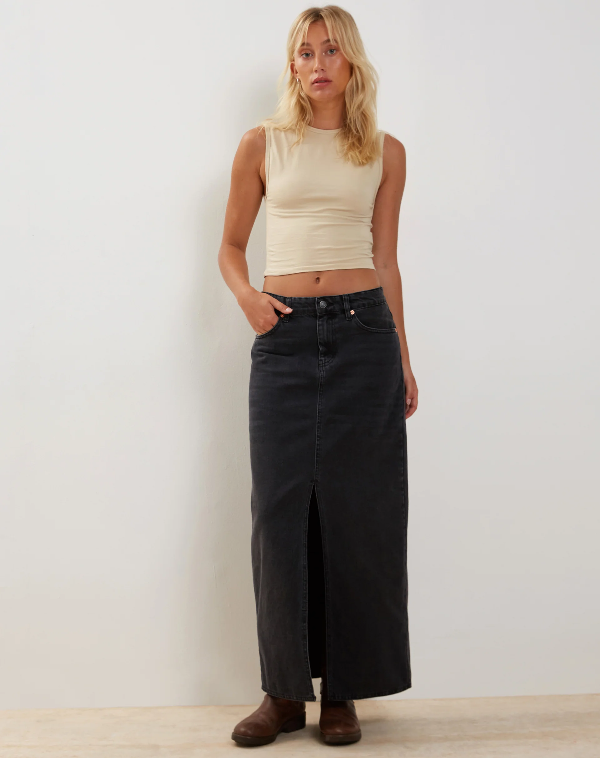 Monlo Vest Top in Coconut Milk - Awmao