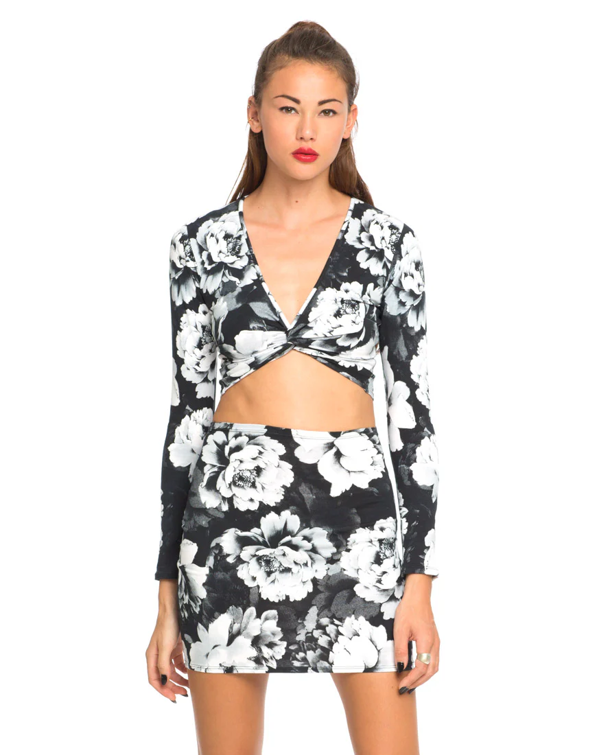 Motel Kira Twist Front Crop in Tonal Floral Black White - Awmao