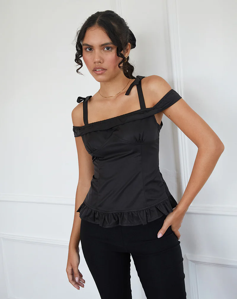 Anneli Frill Hem Top in Black - Awmao