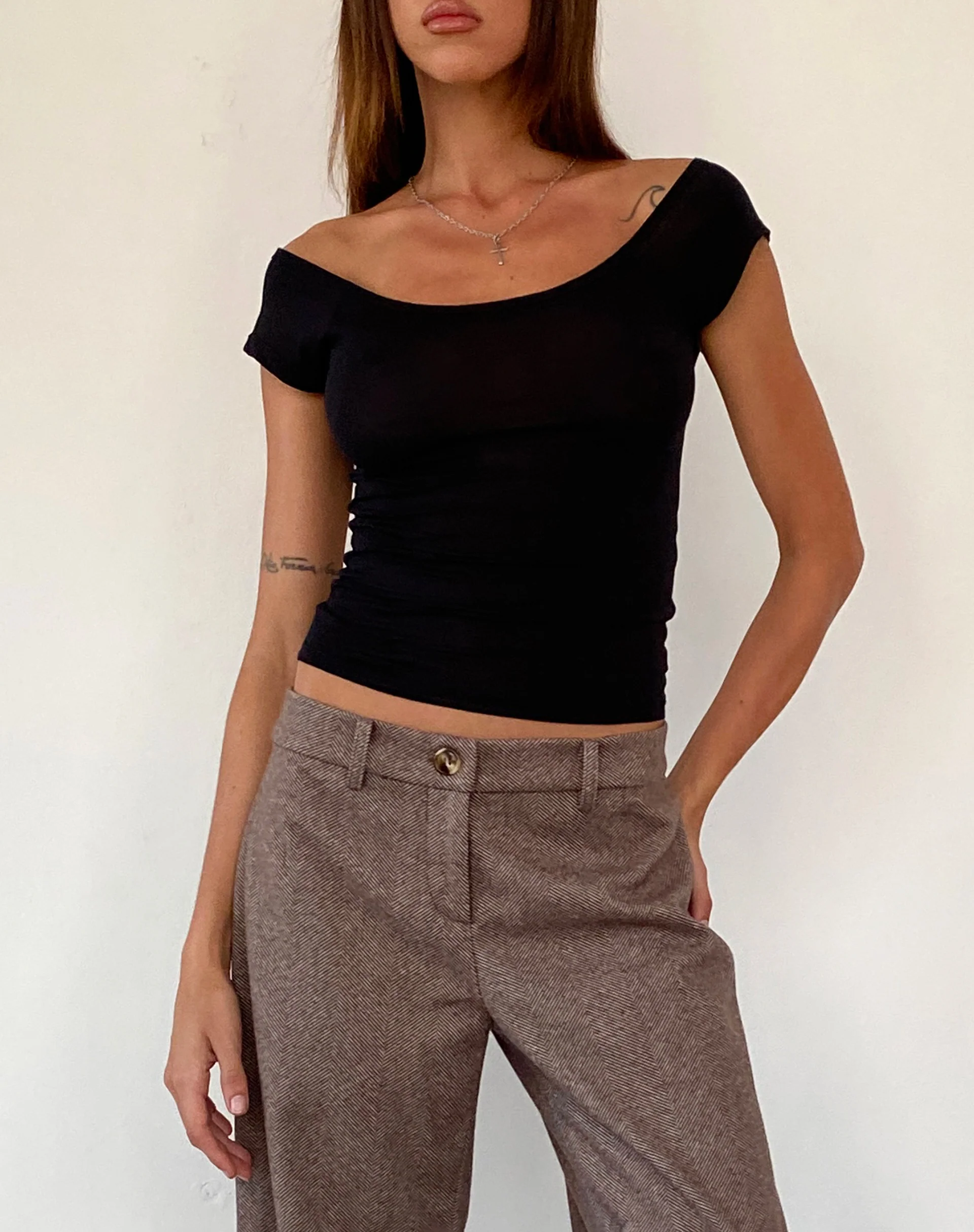 Charya Off The Shoulder Top in Black - Awmao