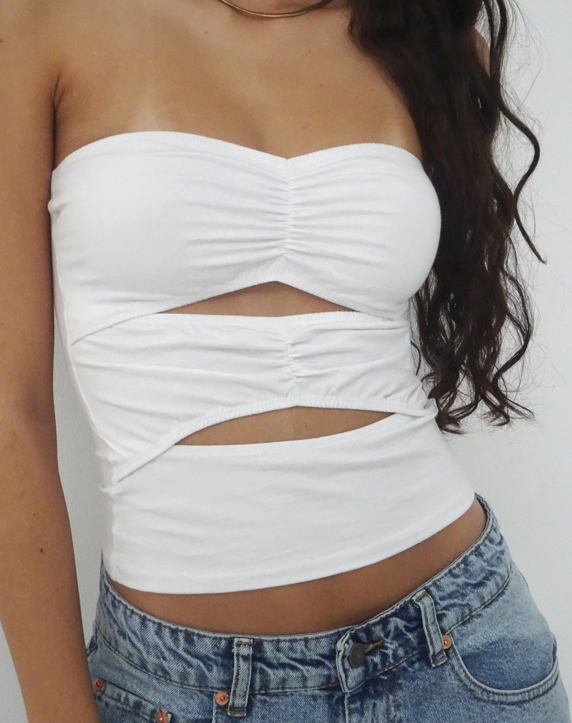Dayu Bandeau Crop Top in White - Awmao