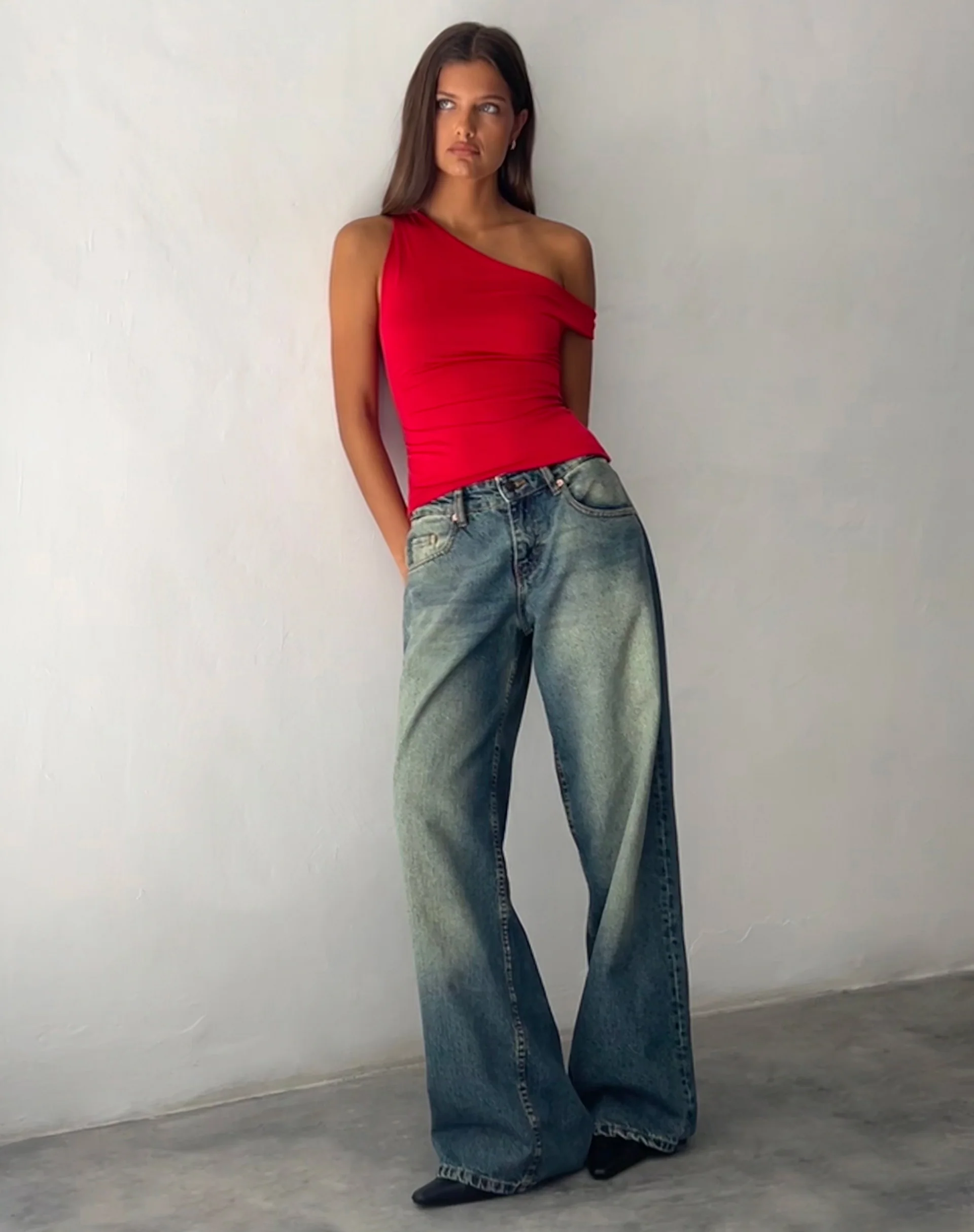 Sohan Twist Sleeve Top in Red - Awmao