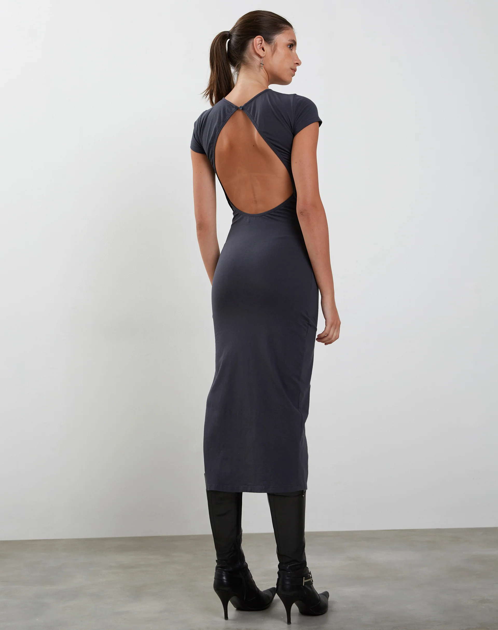 Kasor Open Back Midi Dress in Ocean Storm - Awmao