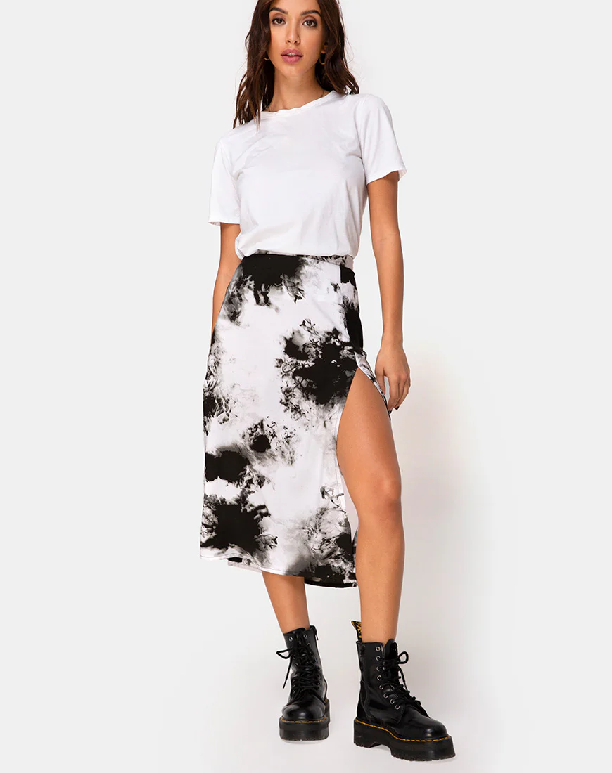 Saika Midi Skirt in Mono Tie Dye Black and White - Awmao