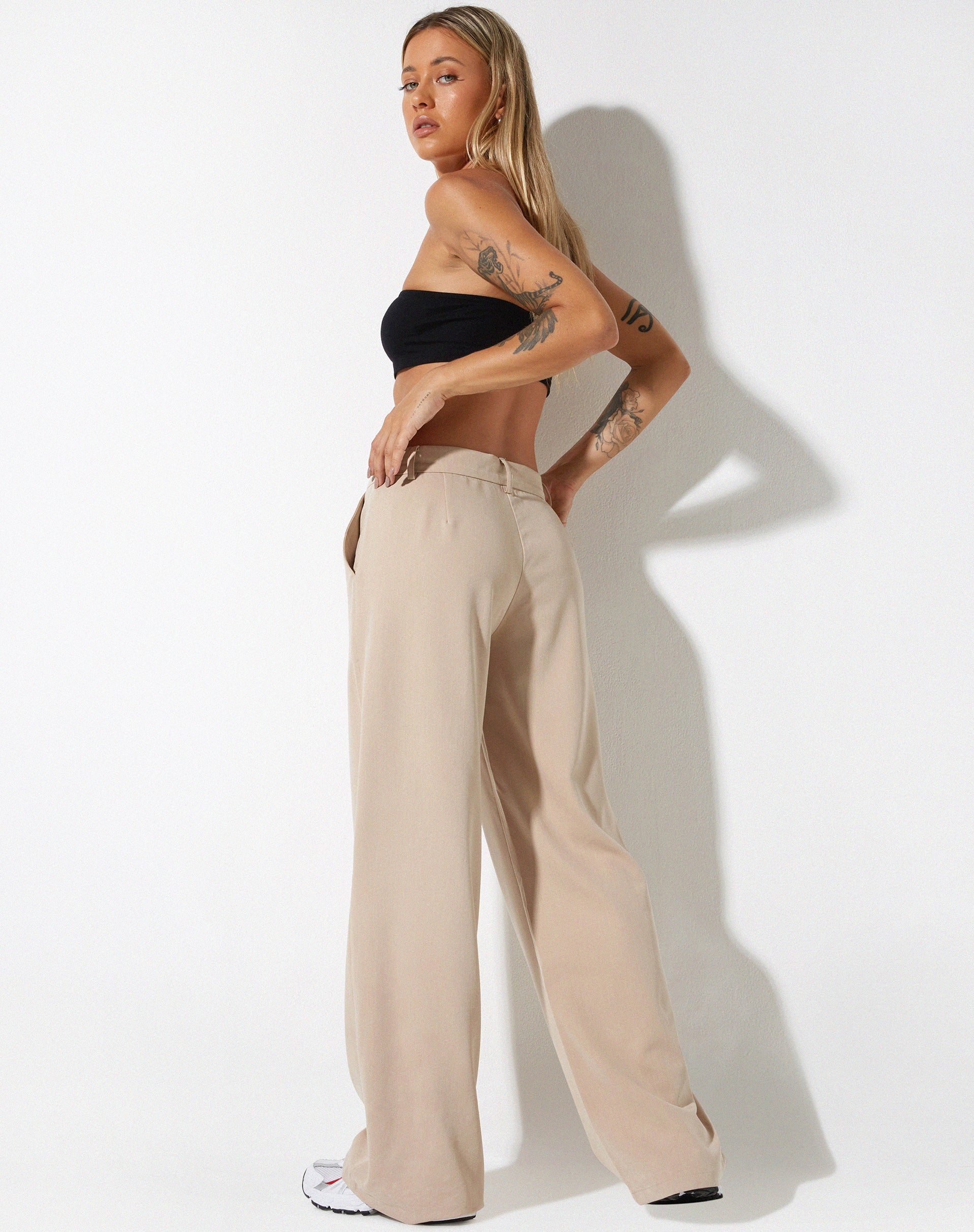 Abena Trouser in Soft Tailoring Beige - Awmao