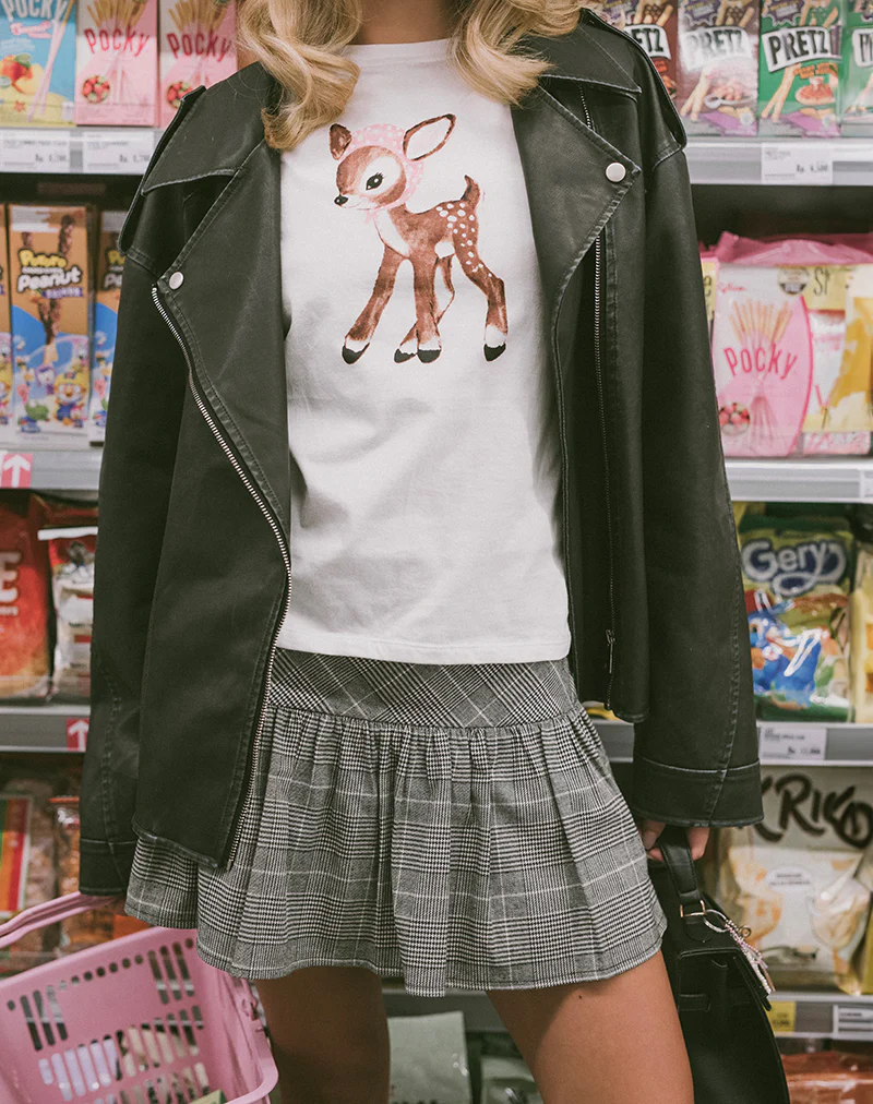 Saki Tee in White Deer with Scarf - Awmao