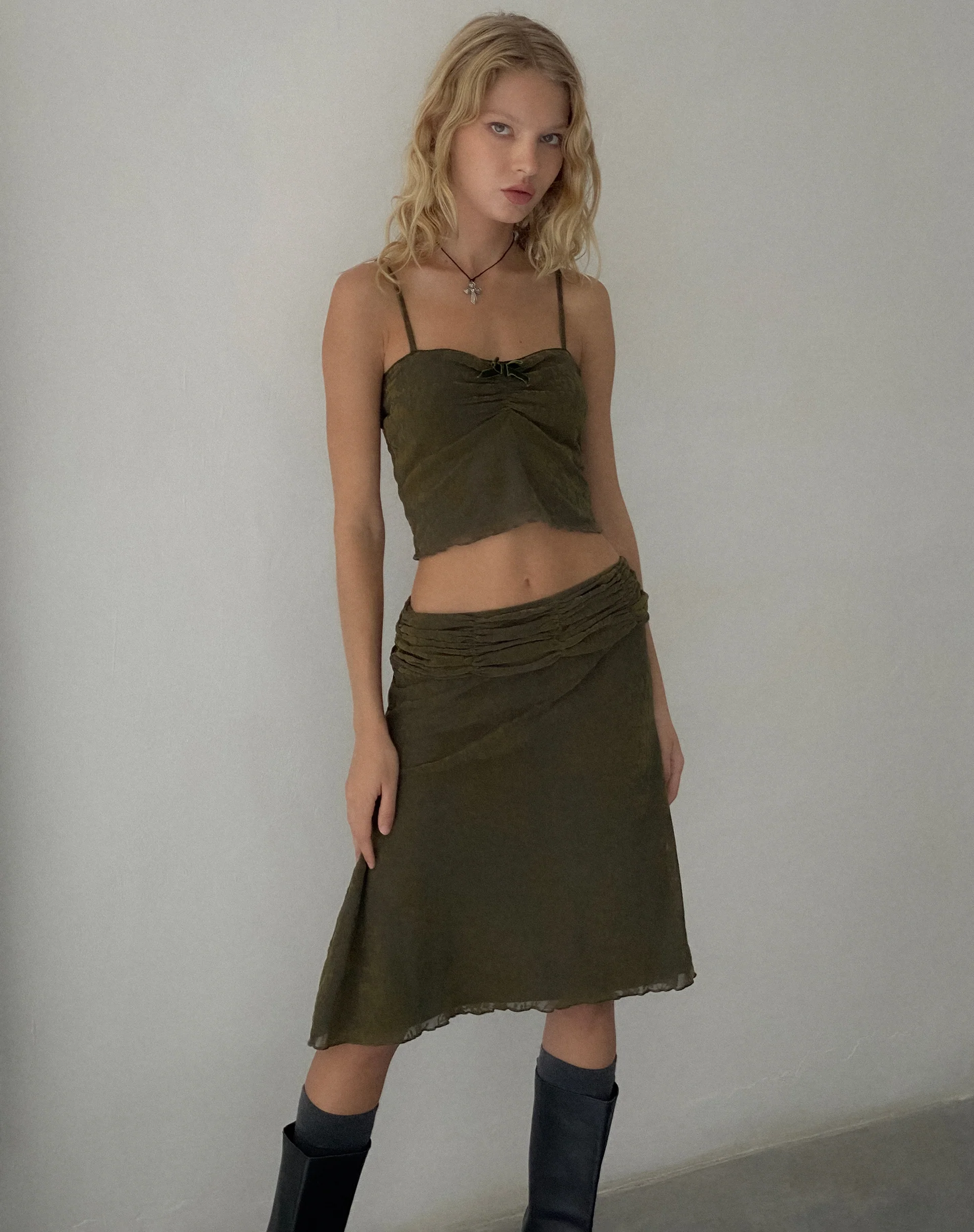 Halusi Crop Top in Abstract Botanic Dark Olive - Awmao
