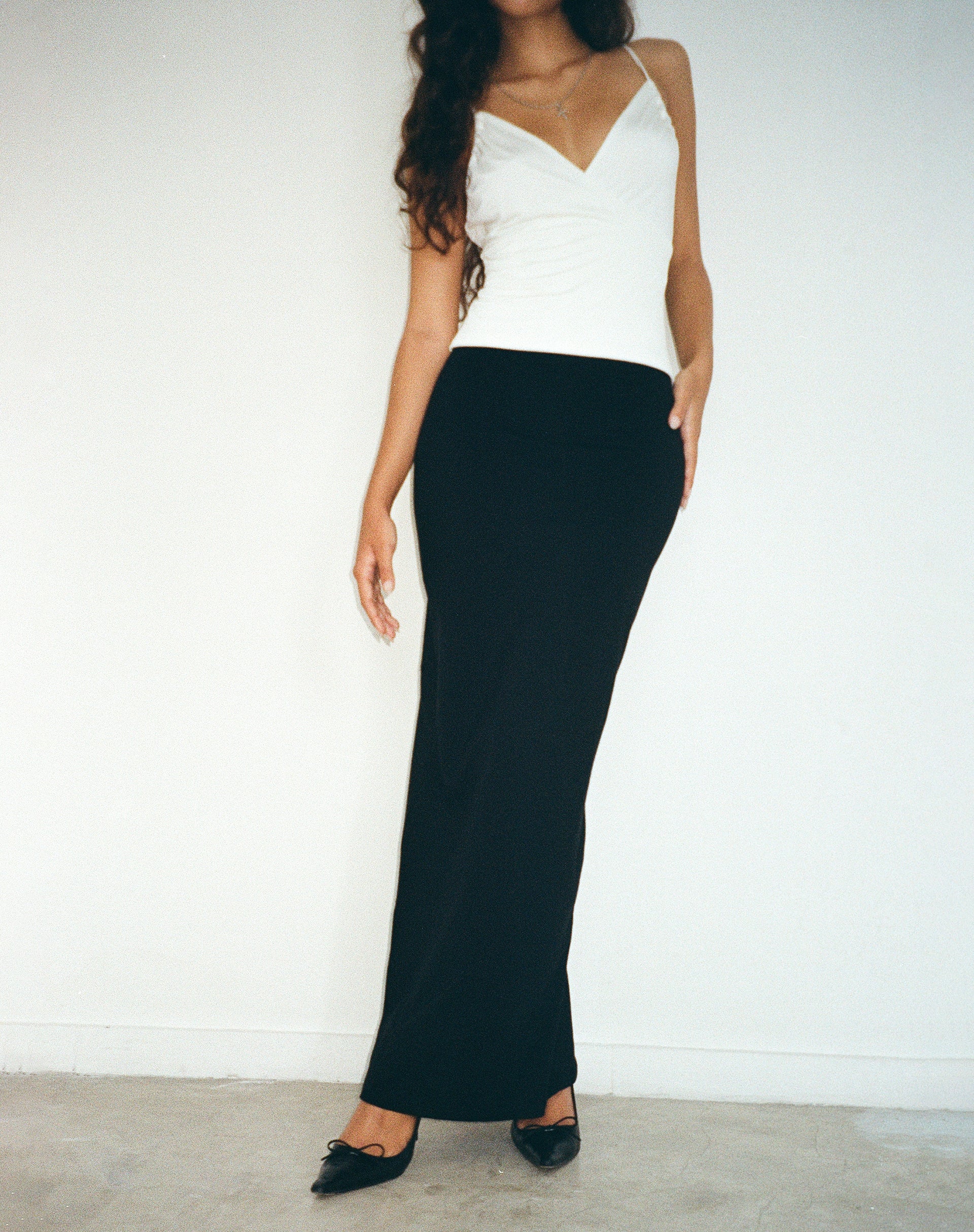 Tsuna Maxi Skirt in Black - Awmao