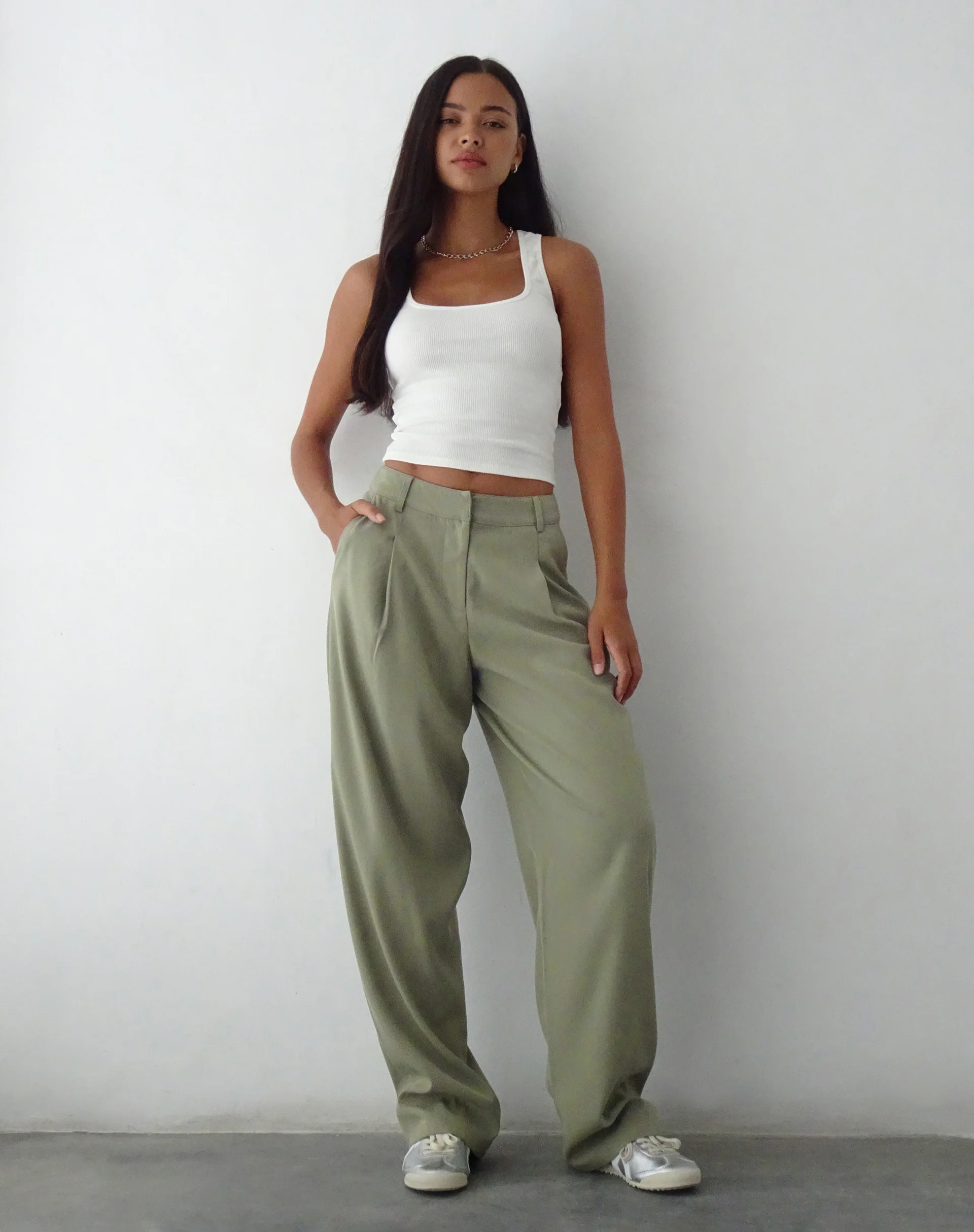 Sakaria Wide Leg Trouser in Tailoring Stone Sage - Awmao