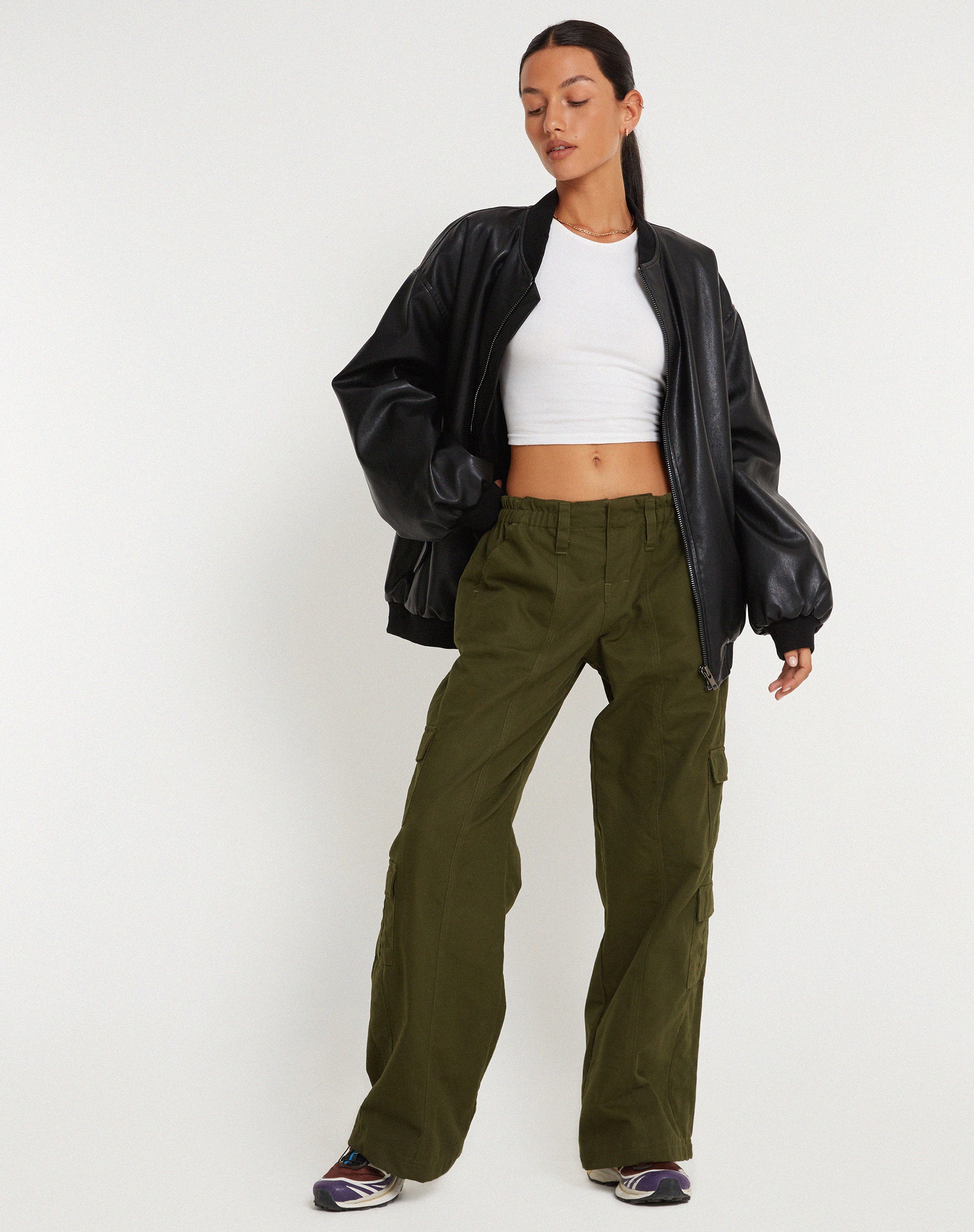 Hansa Cargo Trouser in Panama Dark Olive - Awmao