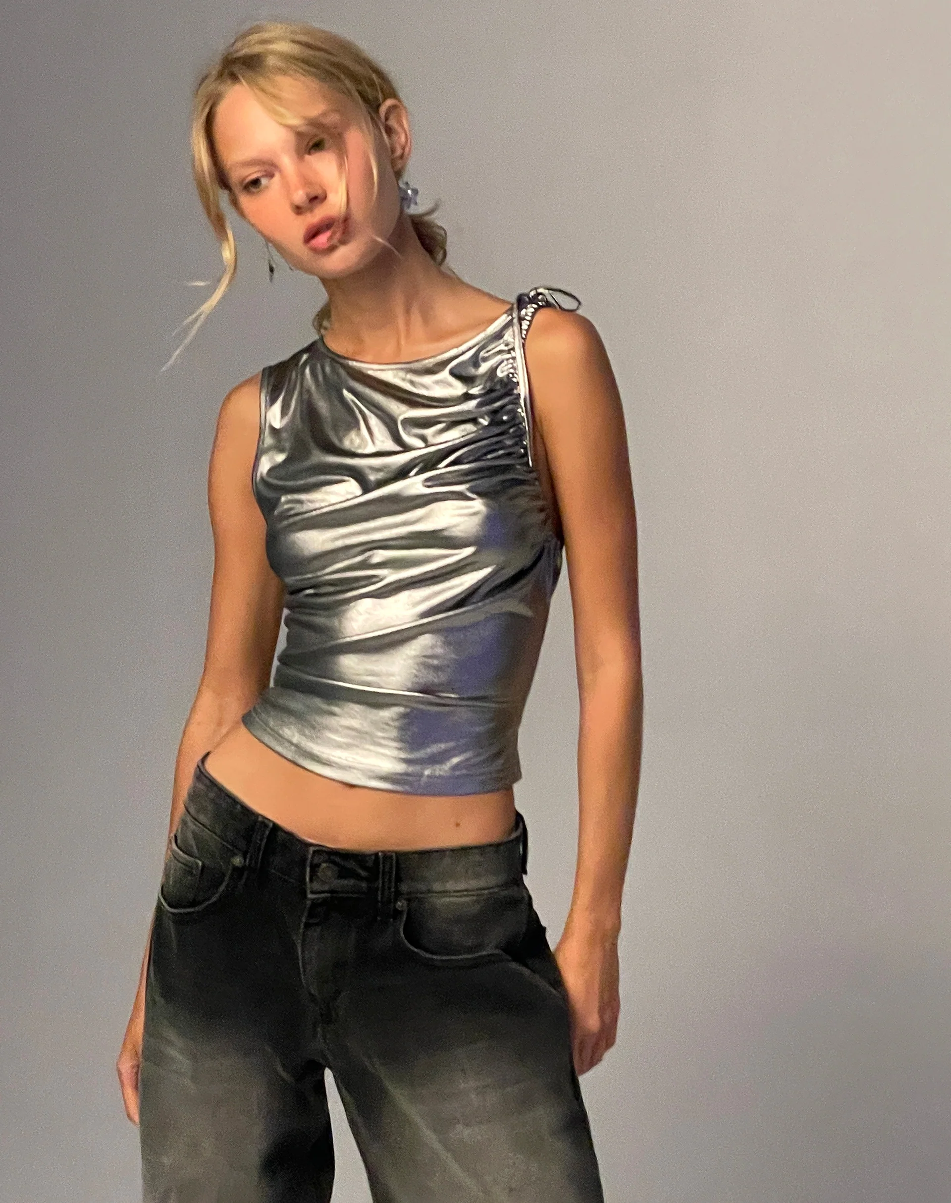 Hagne Vest Top in Metallic Silver - Awmao