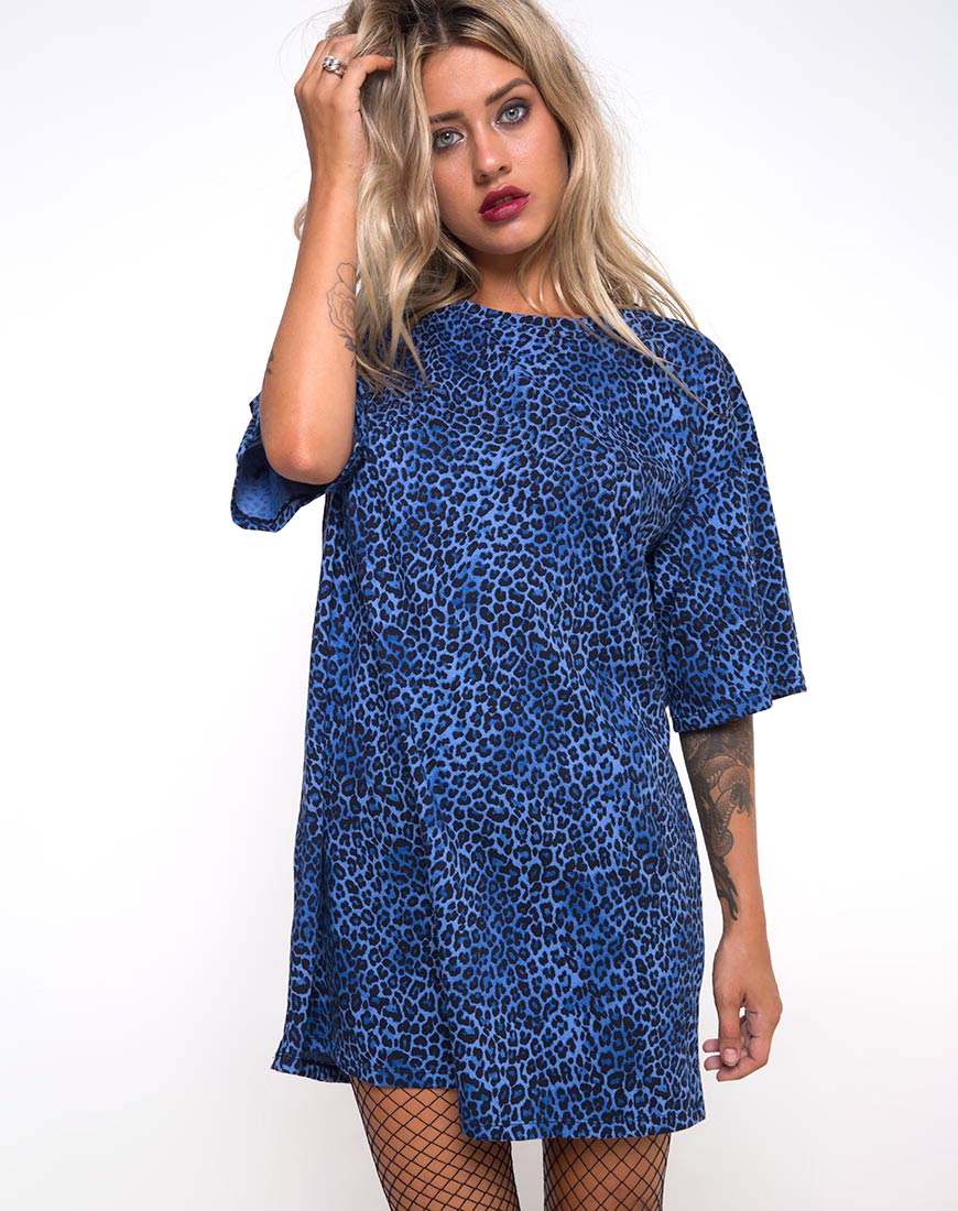 Sunny Kiss Oversize Tee in Leopard Royal Blue - Awmao