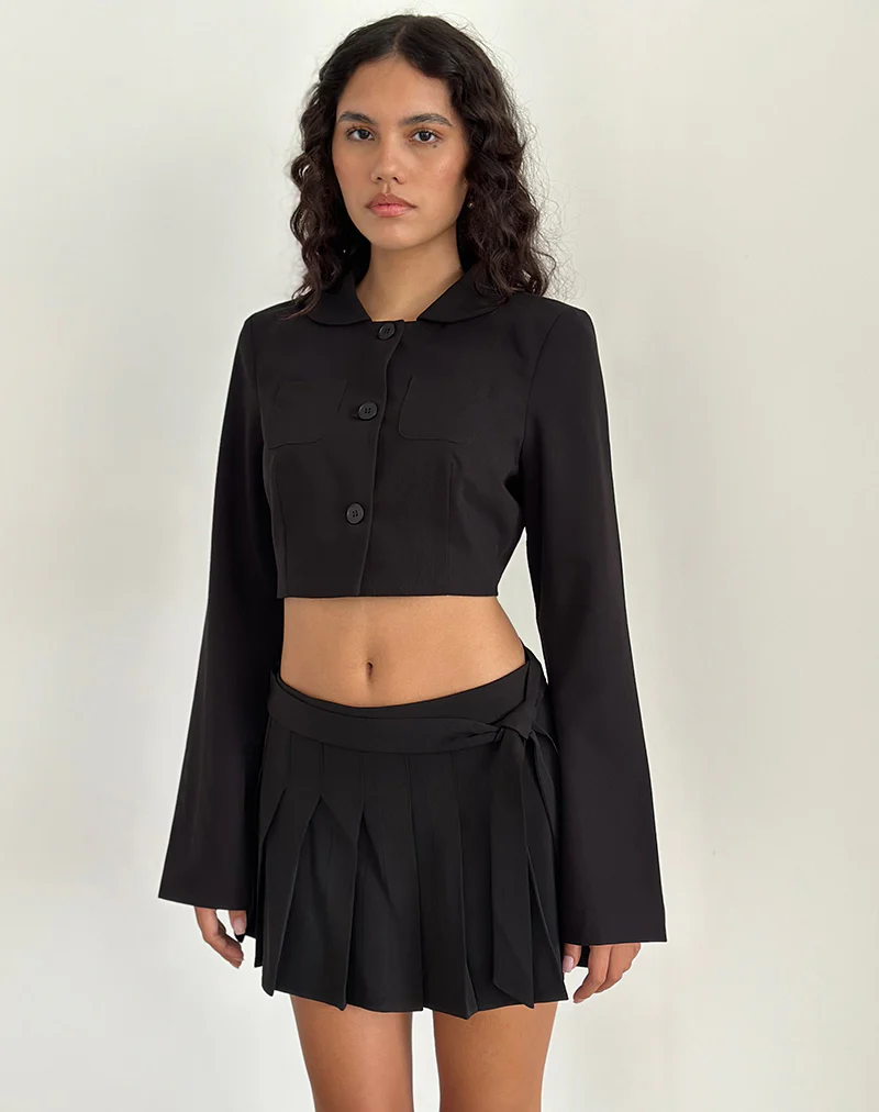 Zaviya Cropped Jacket in Black - Awmao