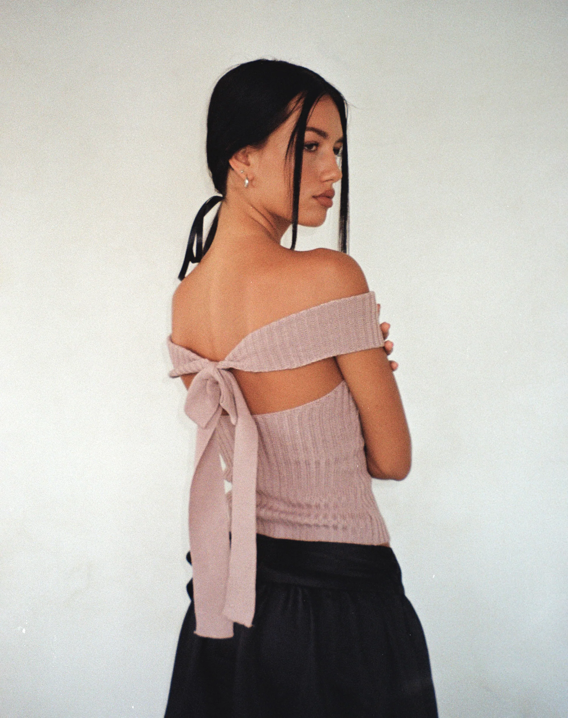 Wilda Bardot Bow Back Top in Knit Blush - Awmao