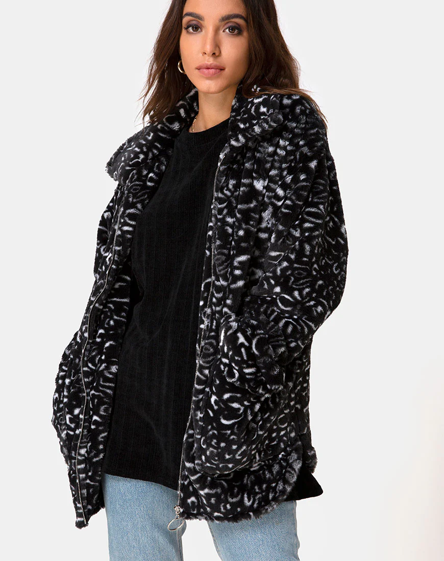 Teddy Bear Fur Coat in Black Leopard - Awmao