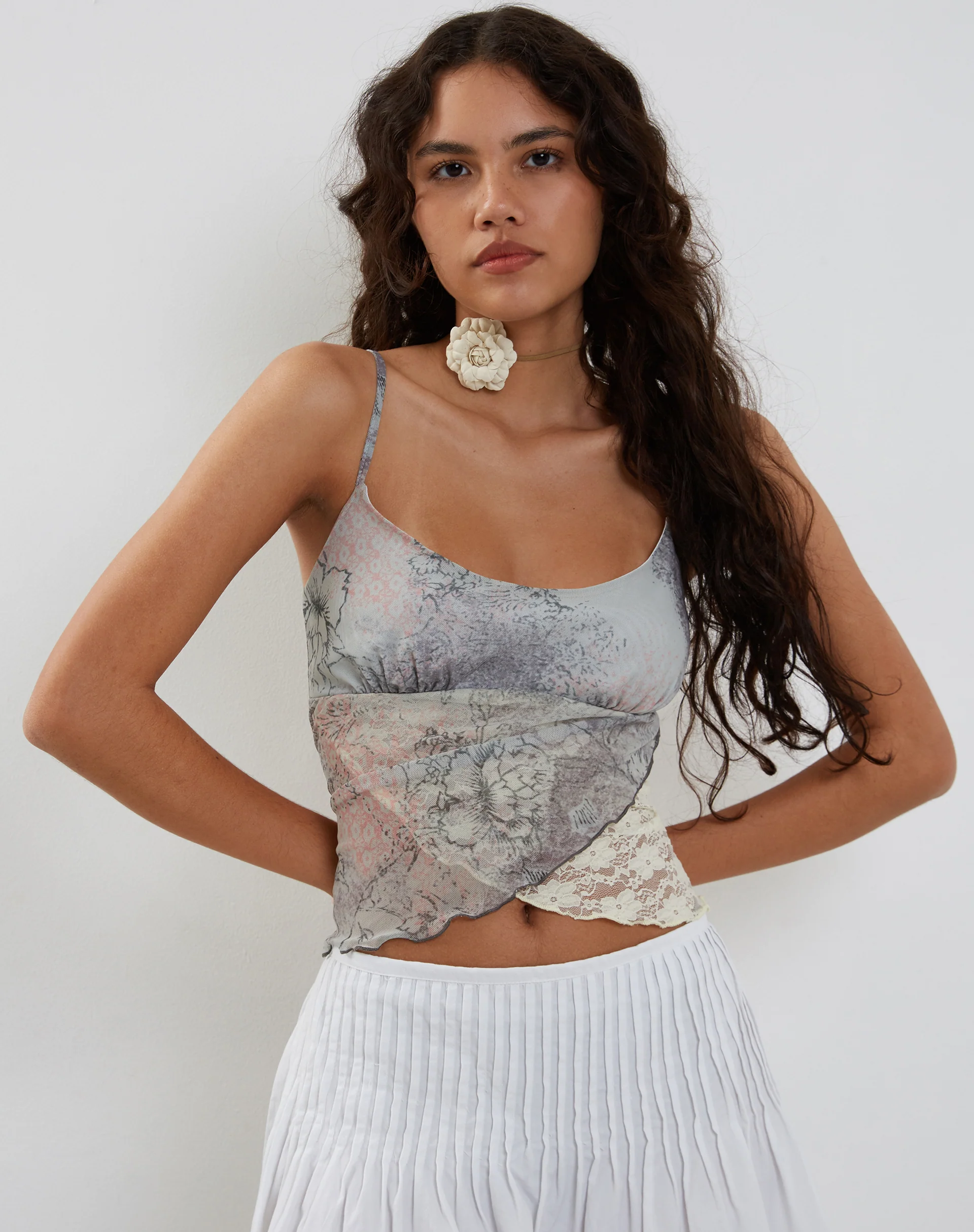Vienna Cami Top in Pastel Floral Lace - Awmao