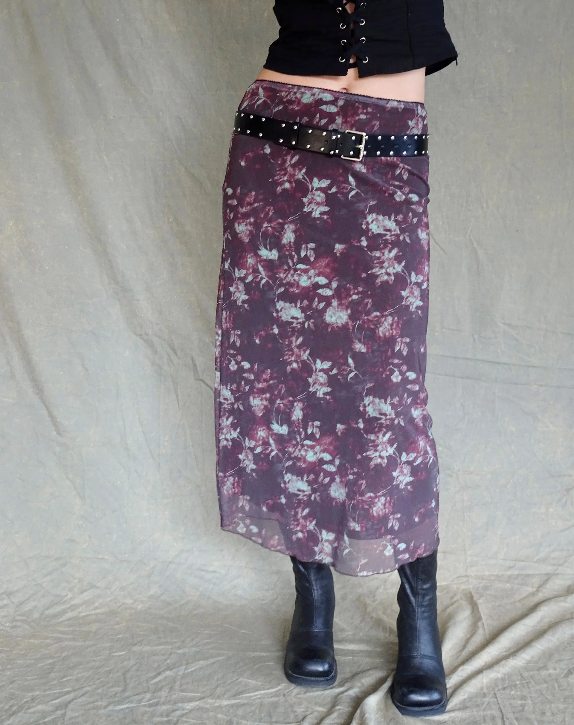 Lassie Maxi Skirt in Botanical Floral Brown - Awmao