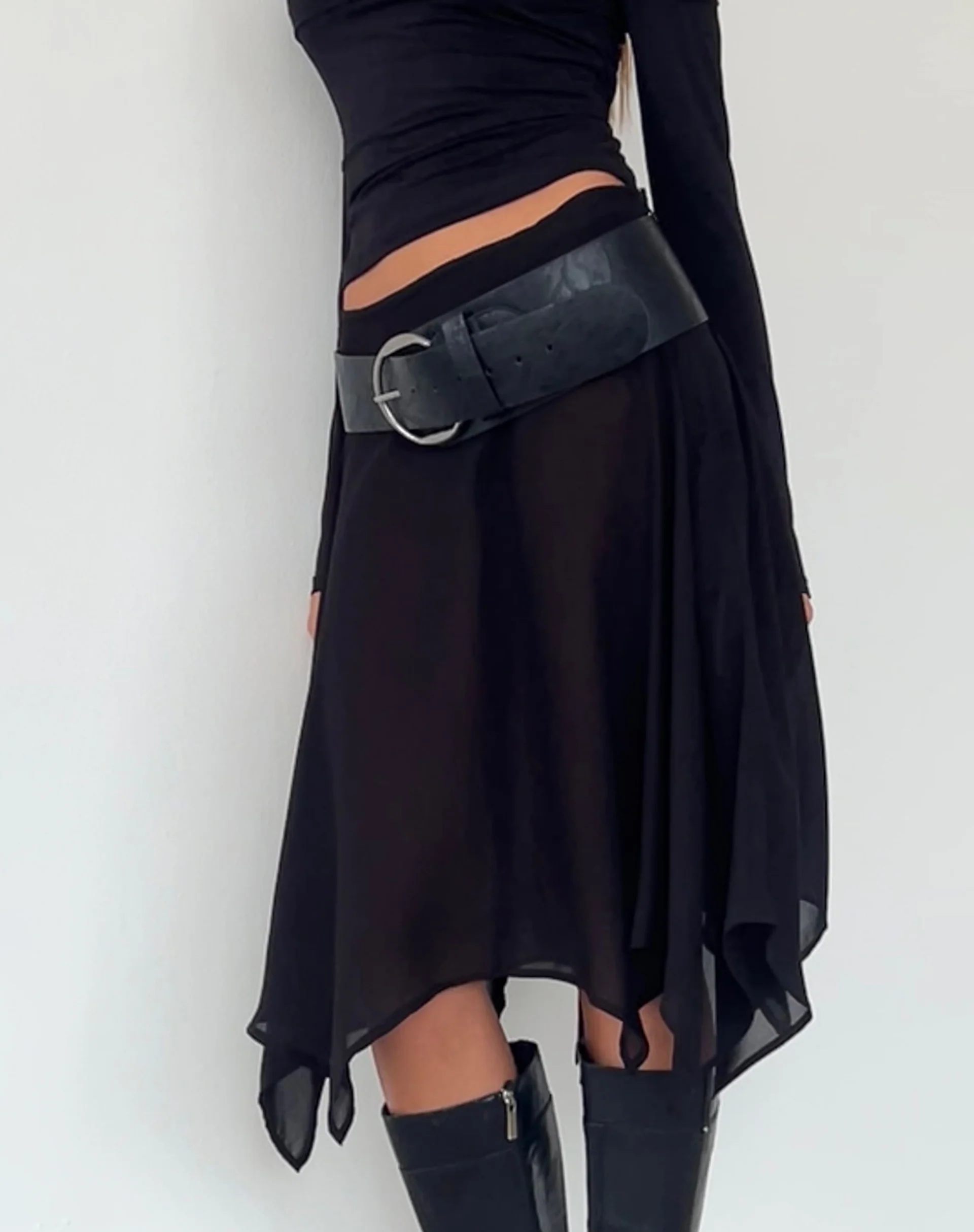 Albertha Midi Skirt in Chiffon Black - Awmao