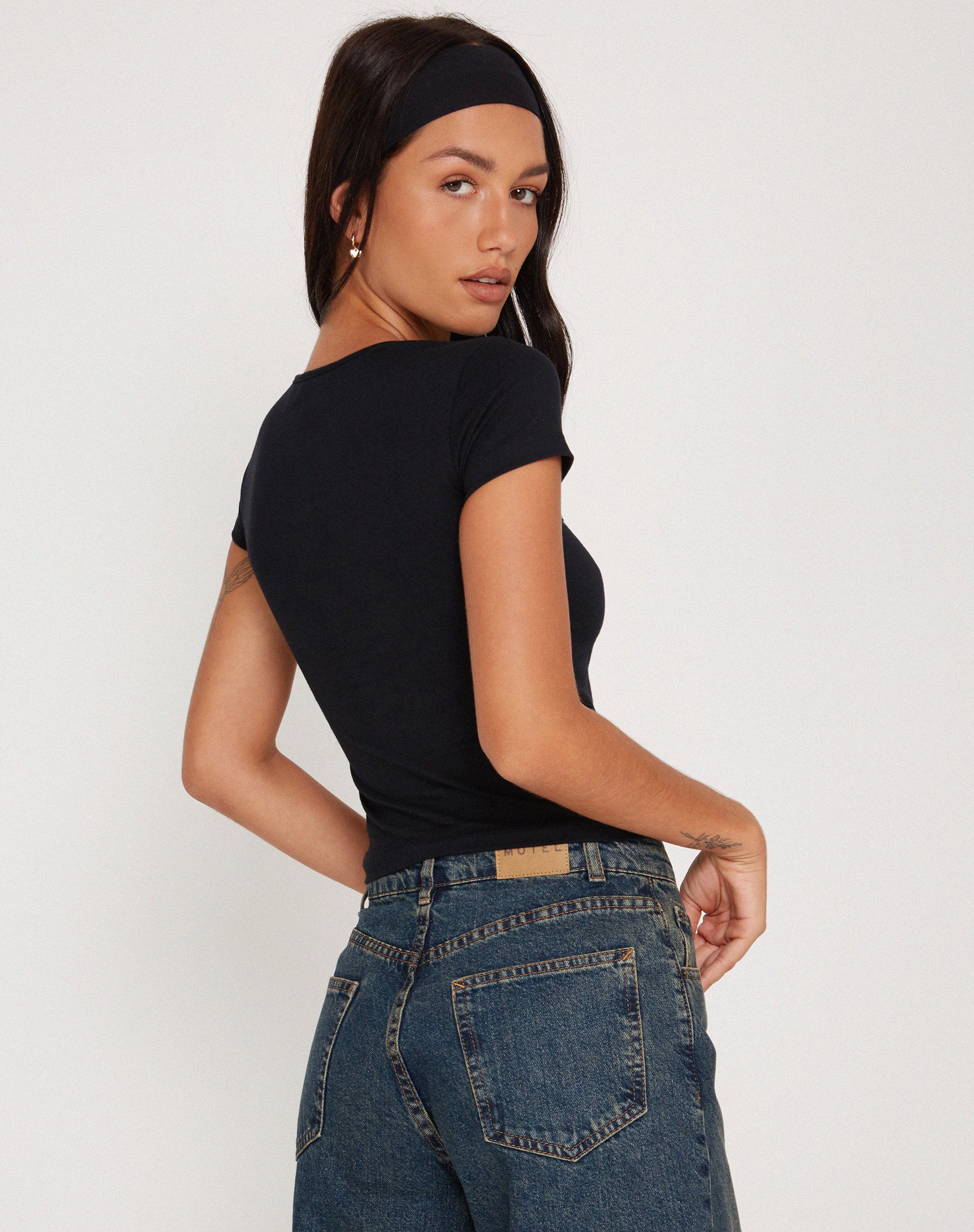 Novalie Vest Top in Black - Awmao