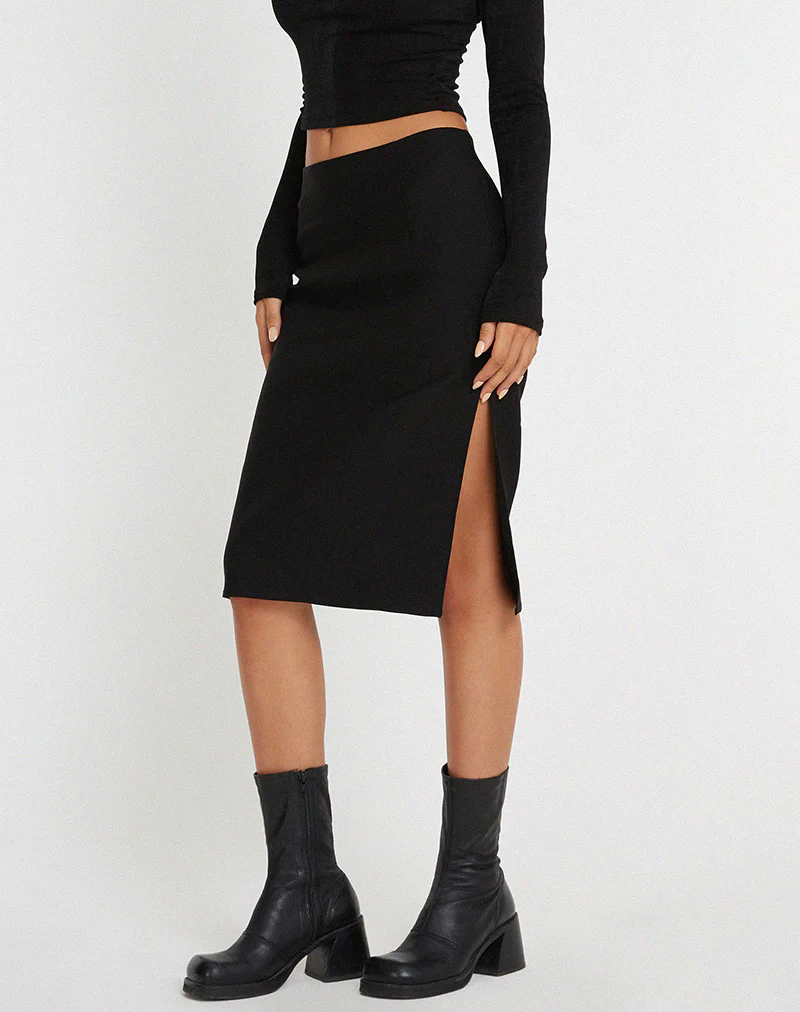 Sekoji Midi Skirt in Black - Awmao