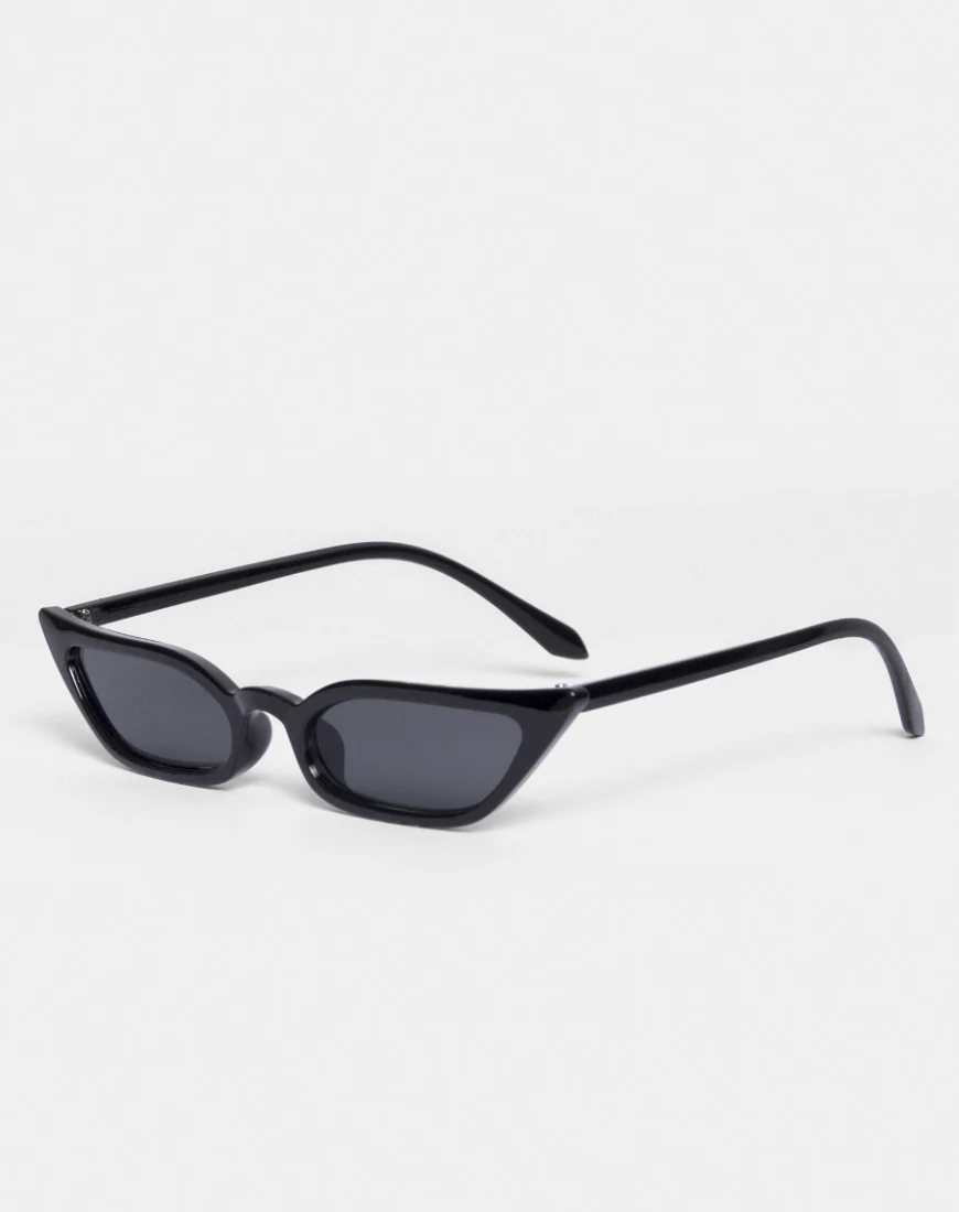 Hailey Sunglasses in Black - Awmao