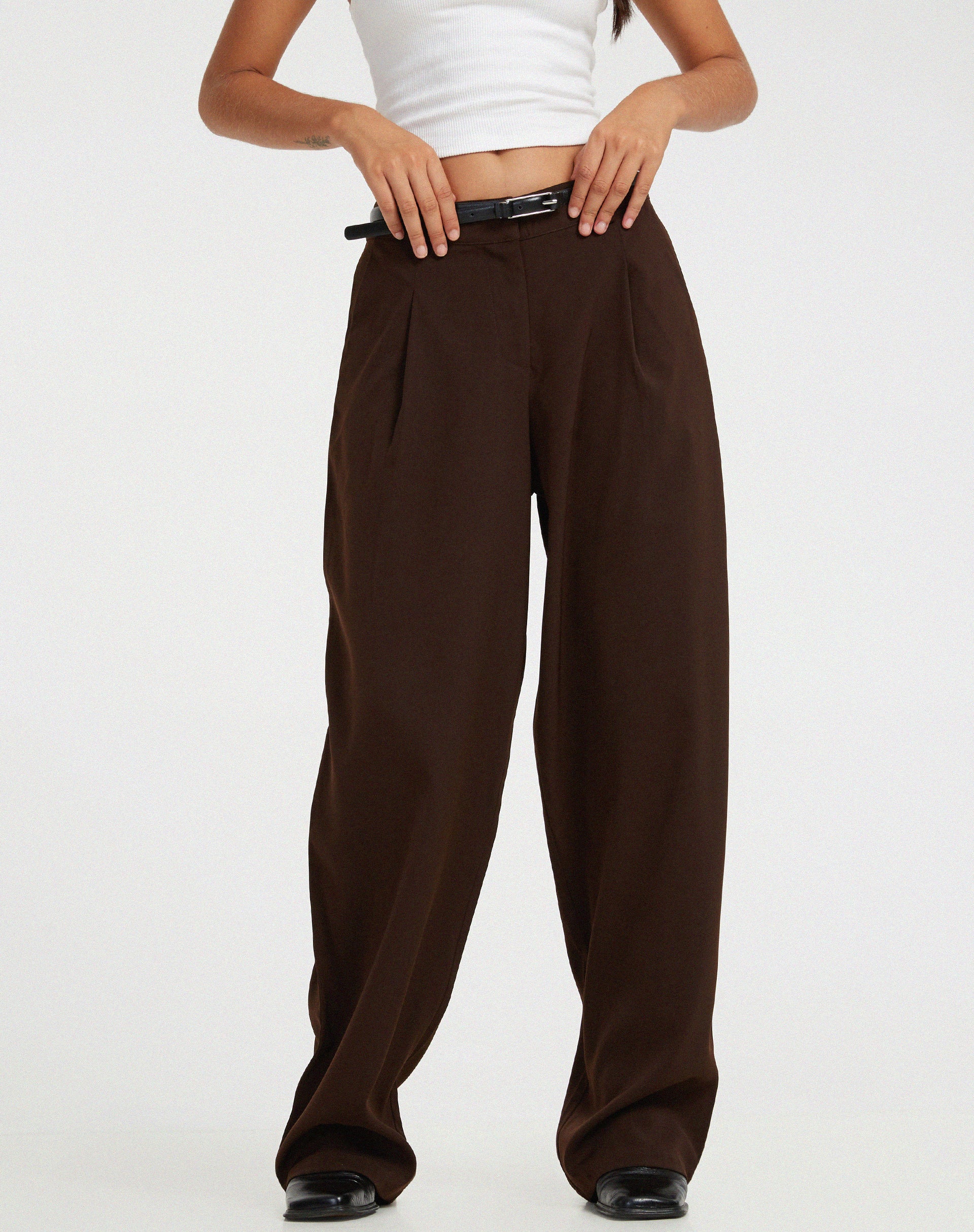 Sabara Trouser in Tailoring Cappuccino - Awmao