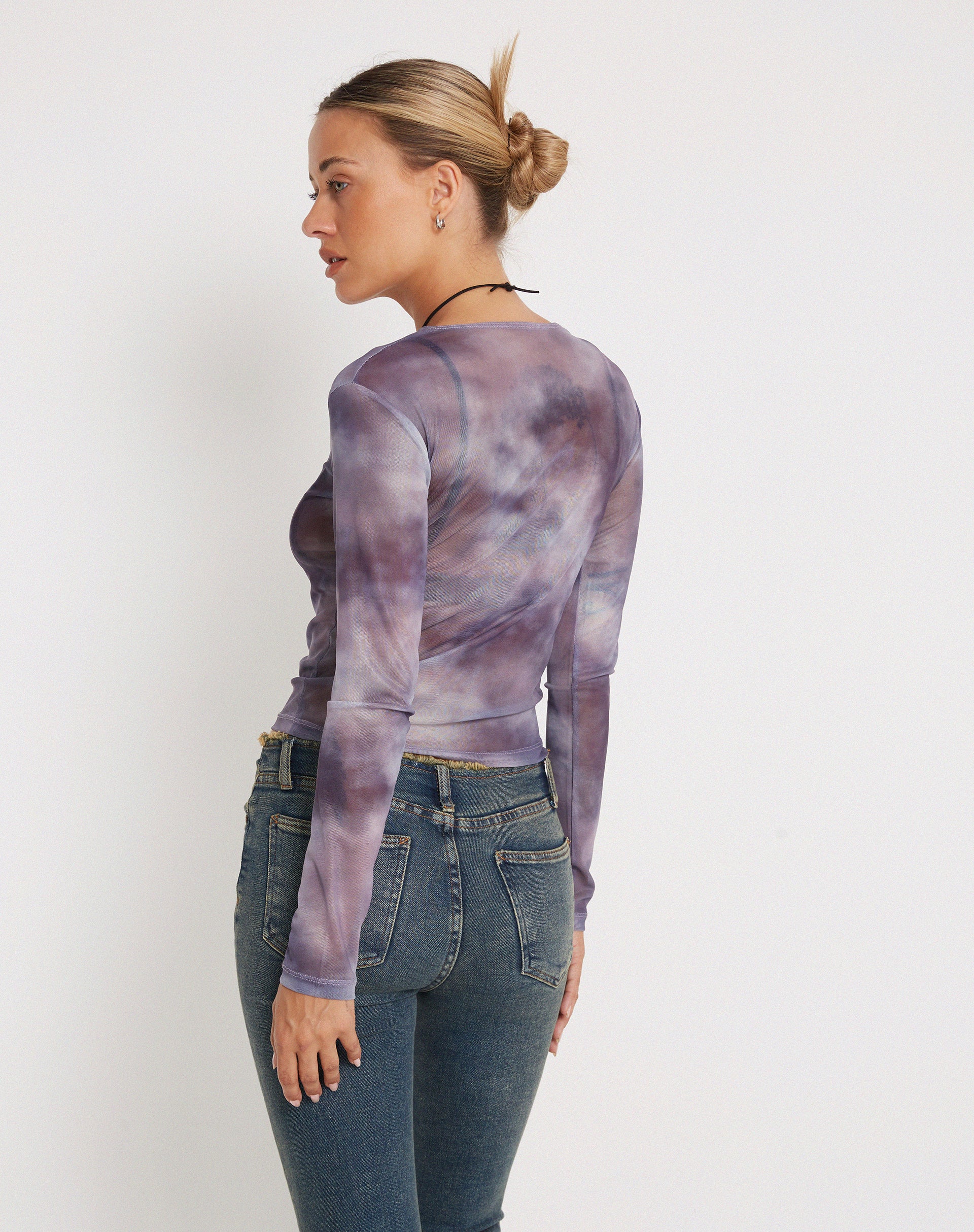 Narita Long Sleeve Mesh Crop Top in Smokey Gradients Purple - Awmao