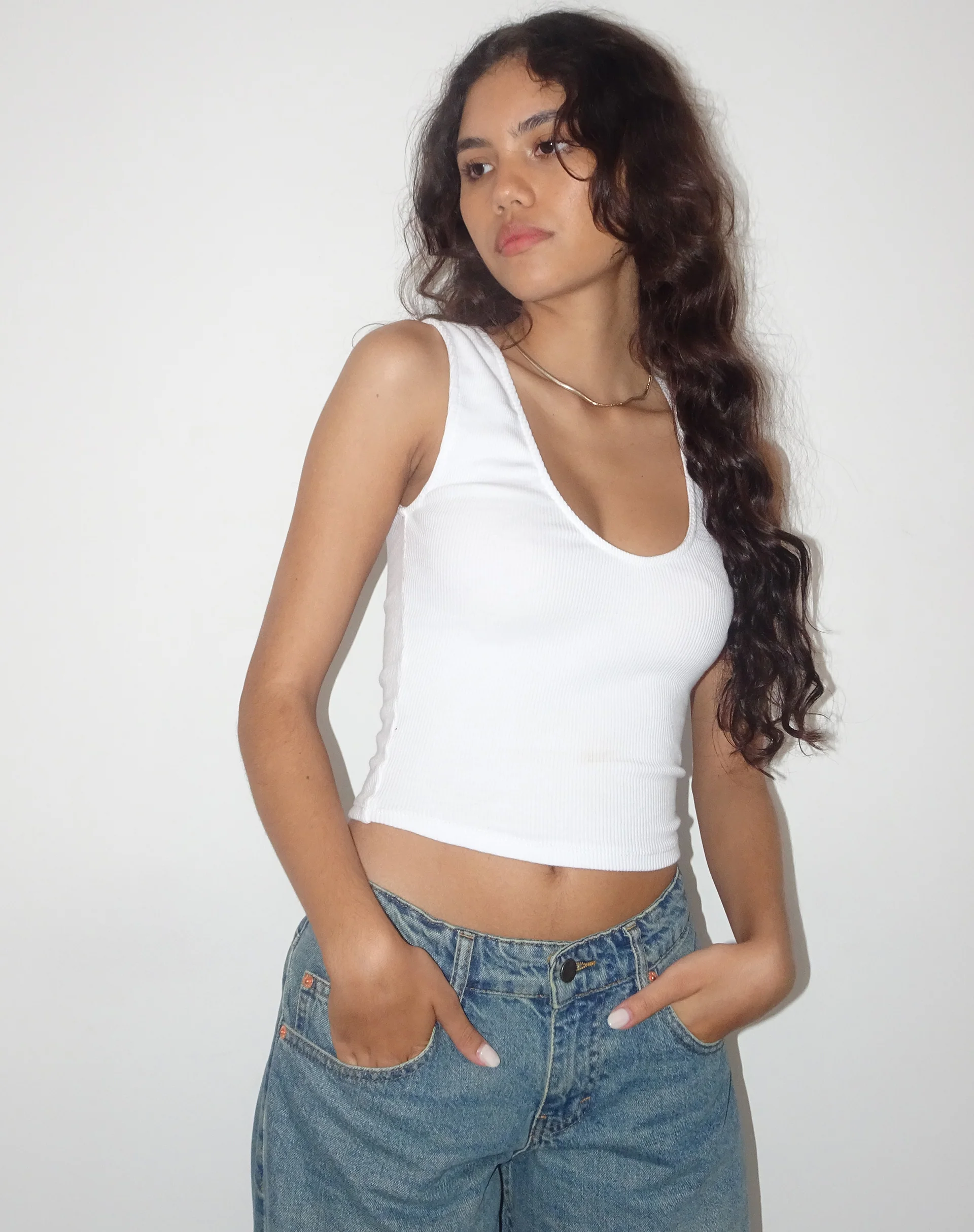 Jastio Vest Top in White Ribbed Jersey - Awmao