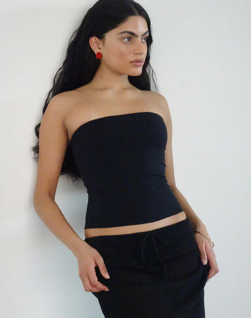 Shaelo Bandeau Top in Black - Awmao
