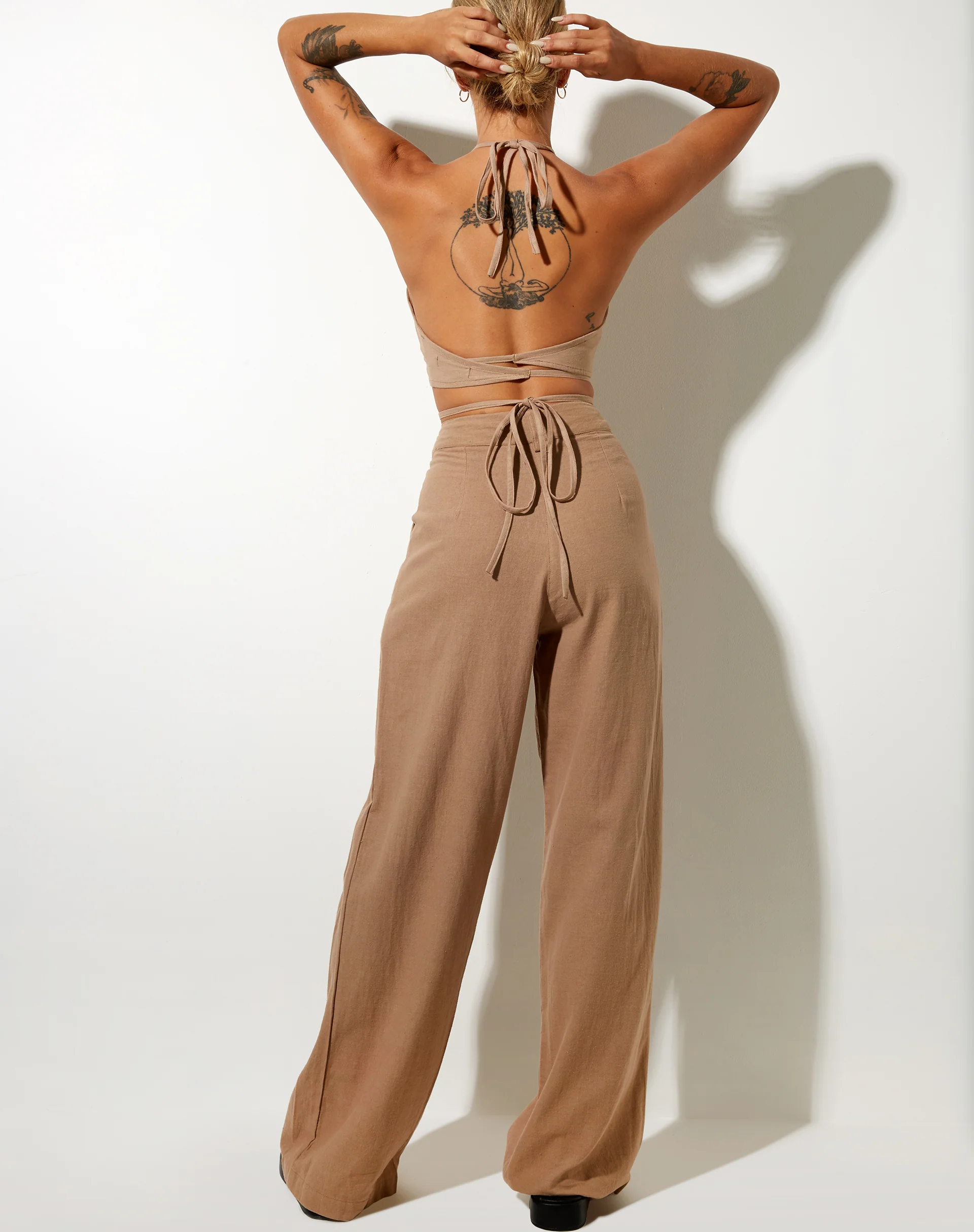 Levo Trouser in Rami Biscuit - Awmao