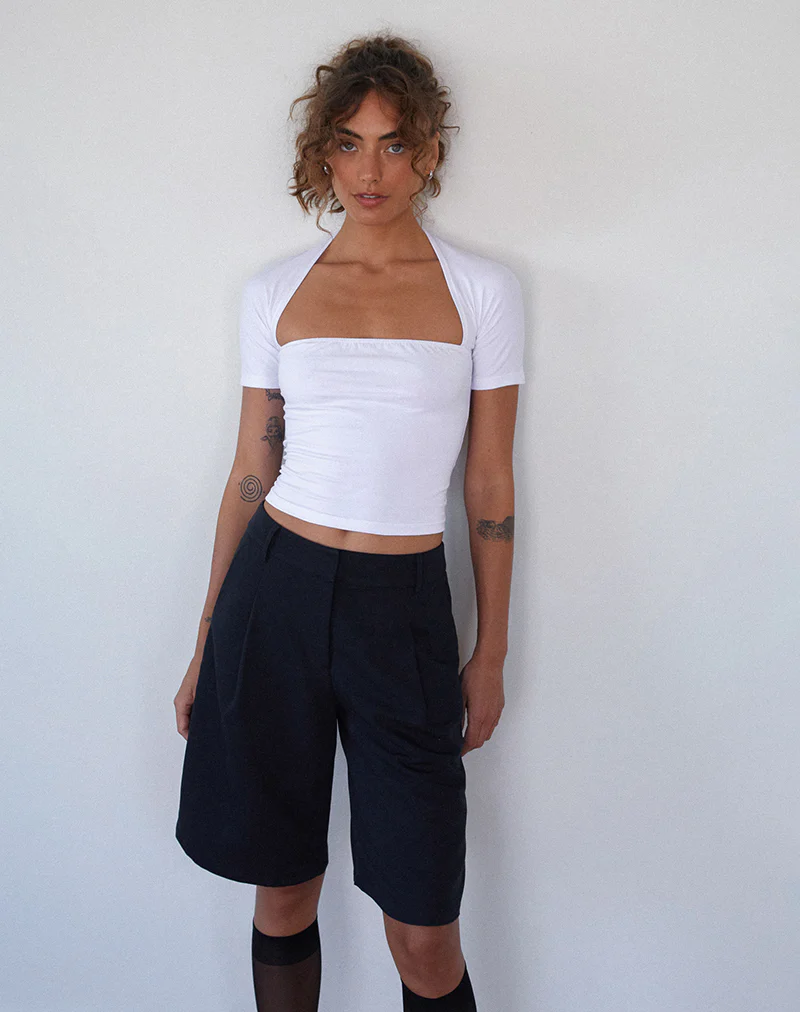 Sintya Tailored Capri Shorts in Navy - Awmao