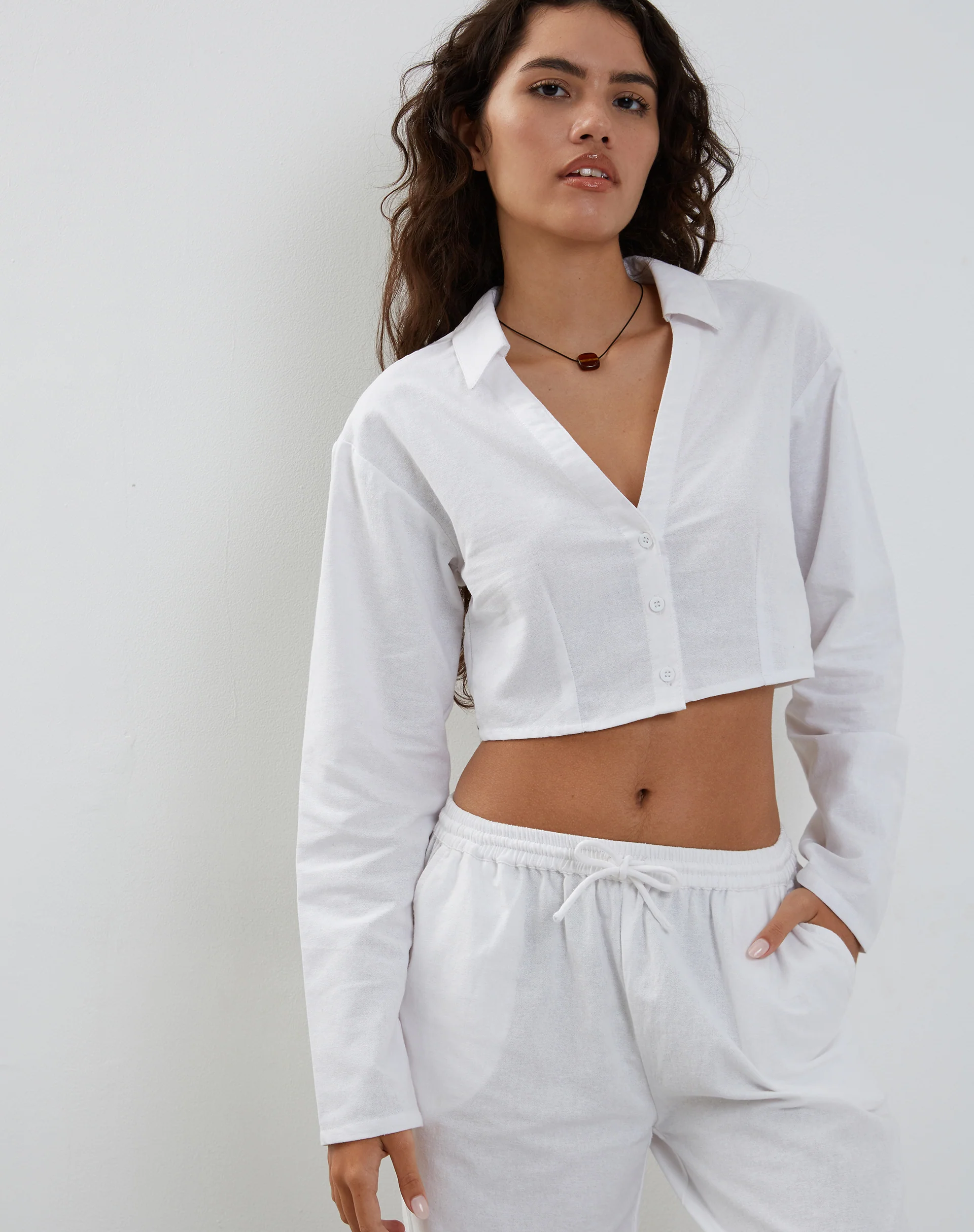 Lyse Super Cropped Shirt in White - Awmao