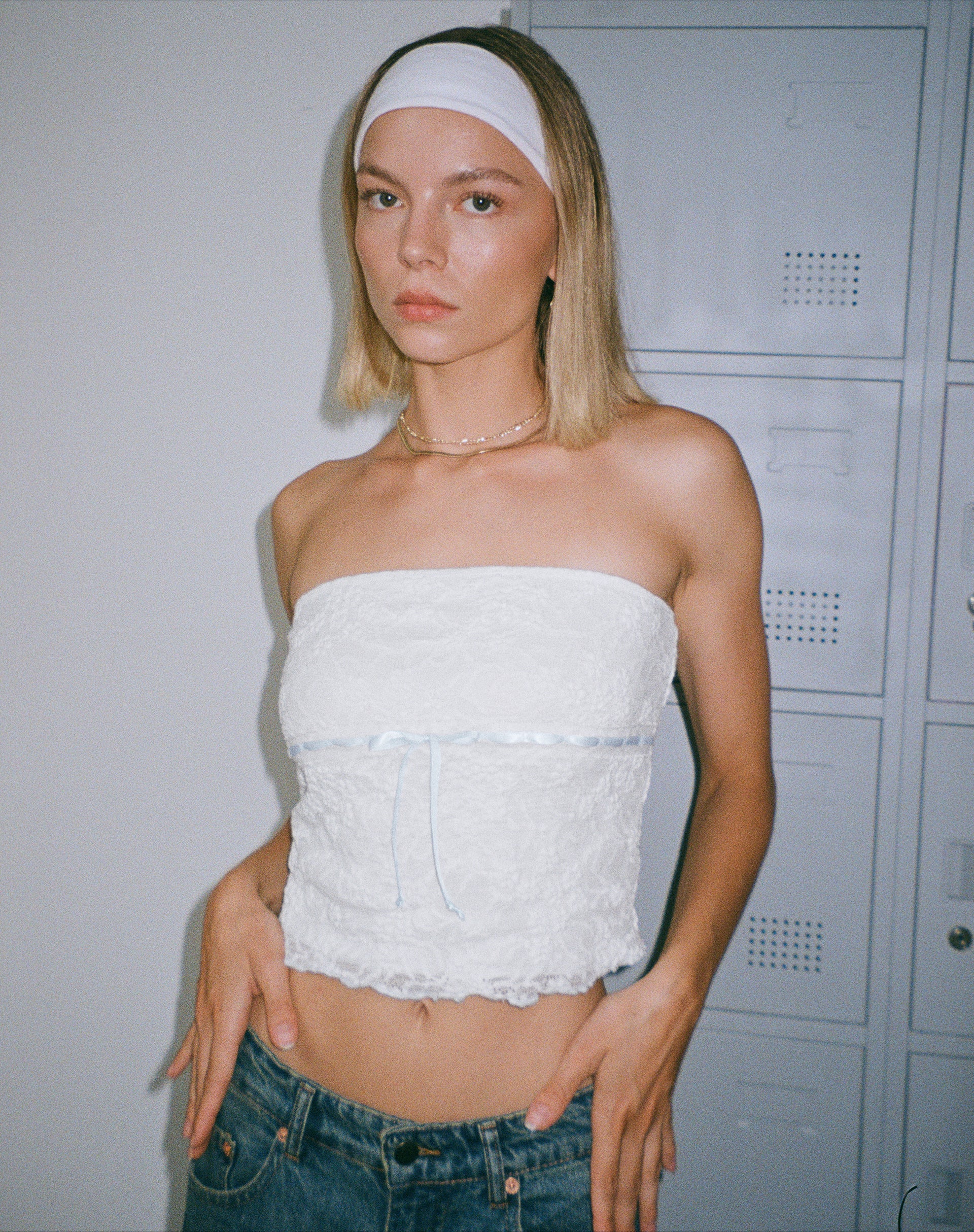 Ilina Bandeau Top in Lace Ivory - Awmao