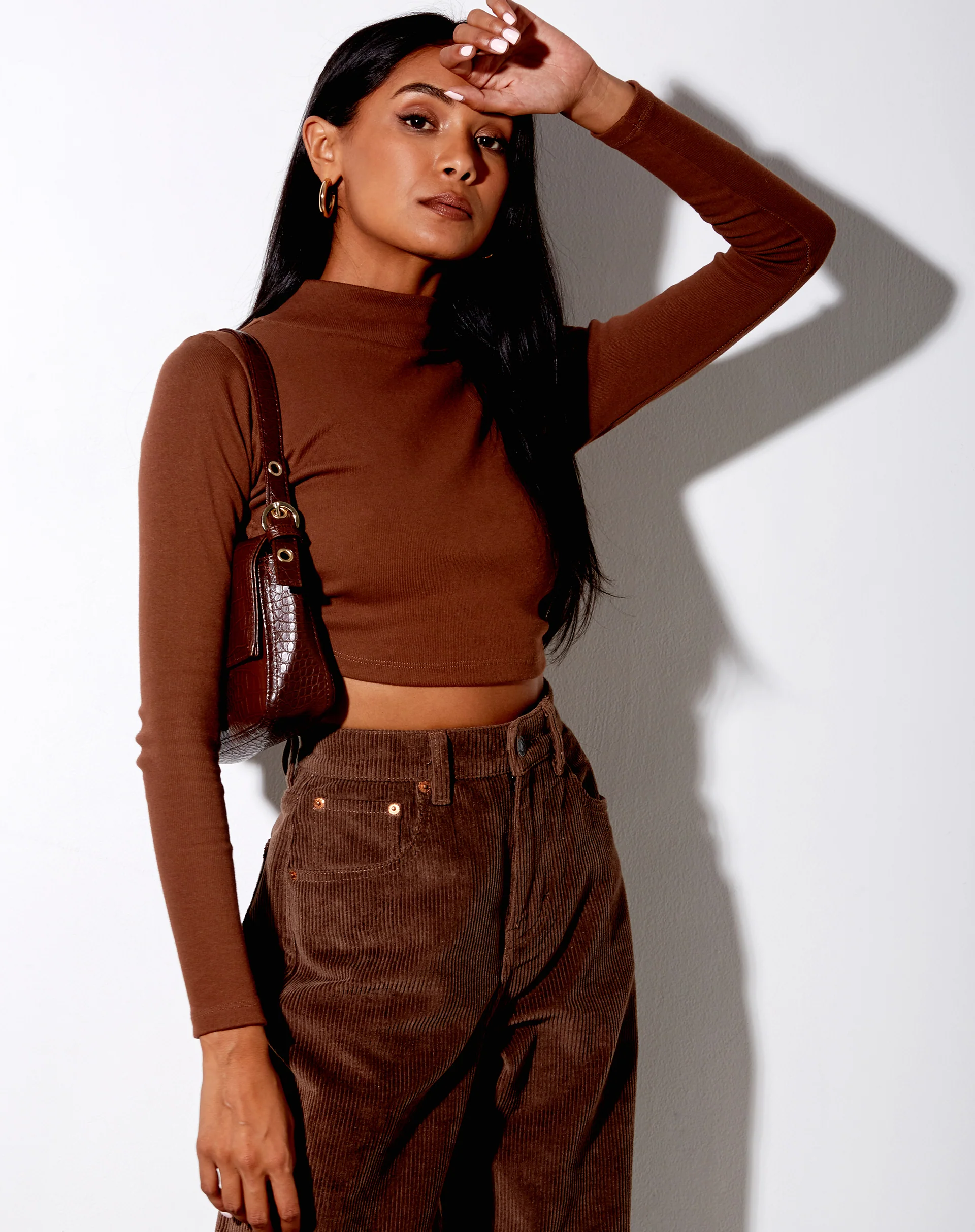 Quelia Crop Top in Rib Cocoa - Awmao