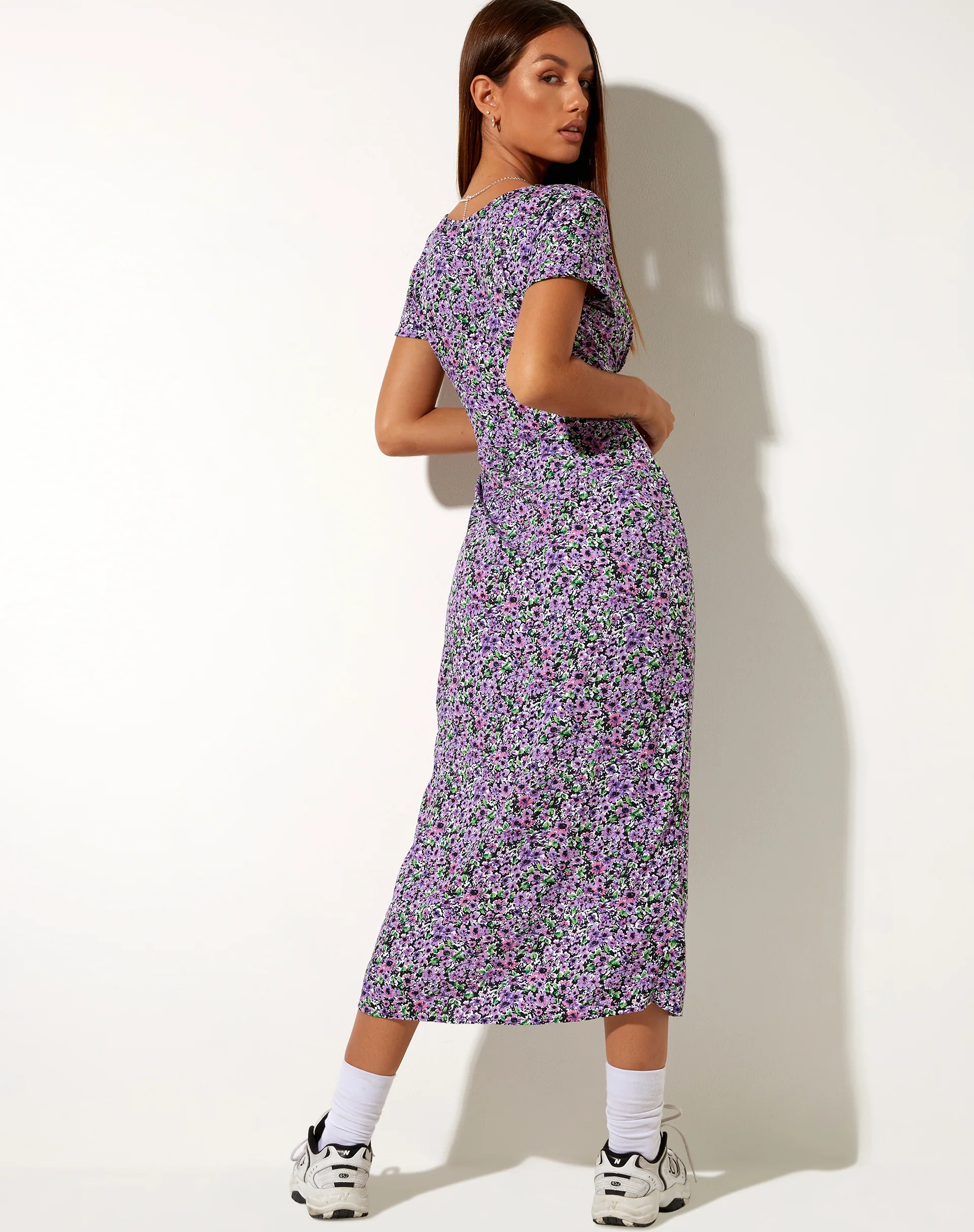 Larin Midi Dress in Lilac Blossom - Awmao
