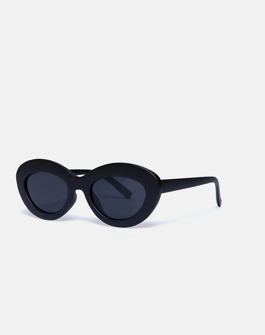 Skye Sunglasses in Black - Awmao