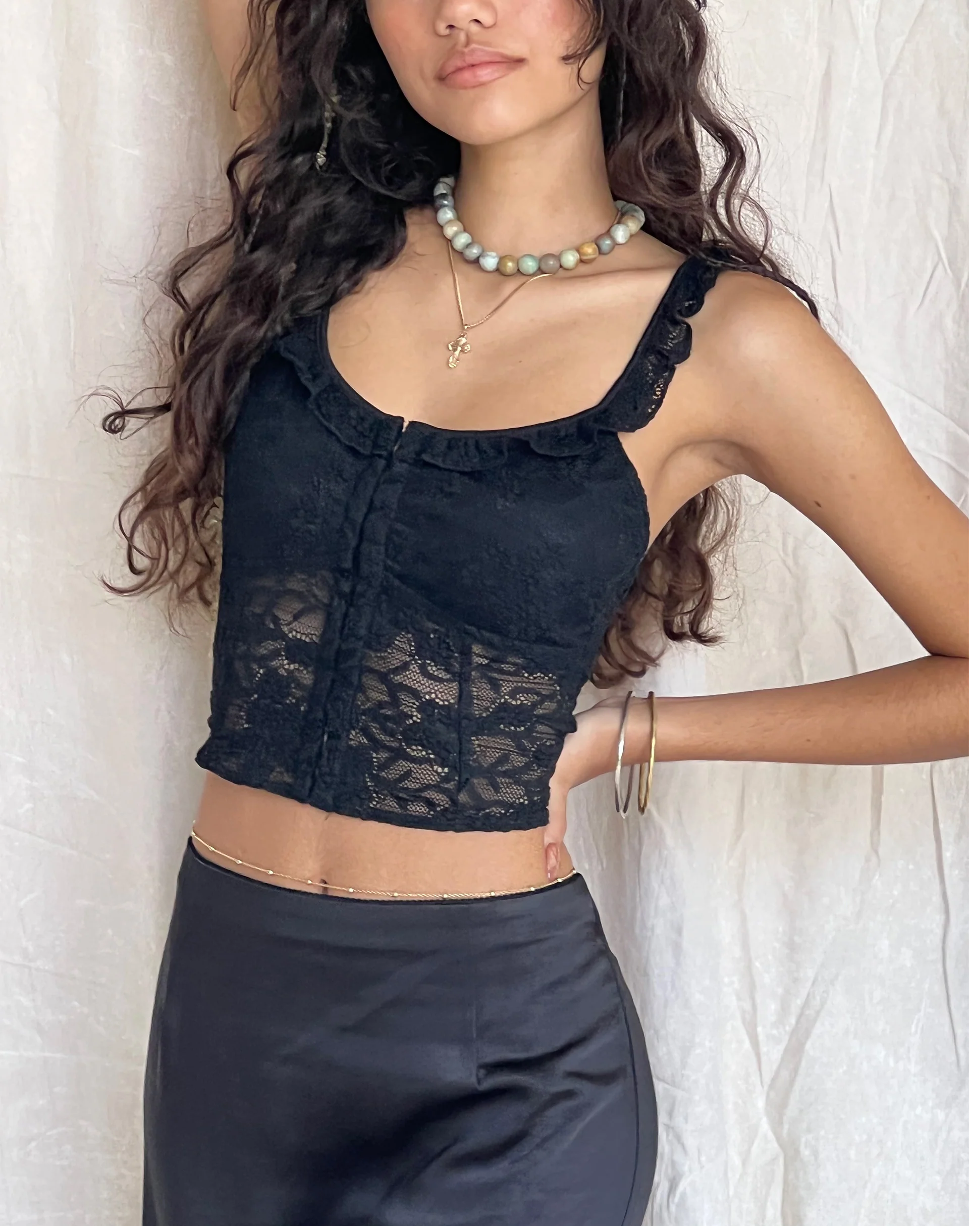 Laru Corset Top in Lace Black - Awmao